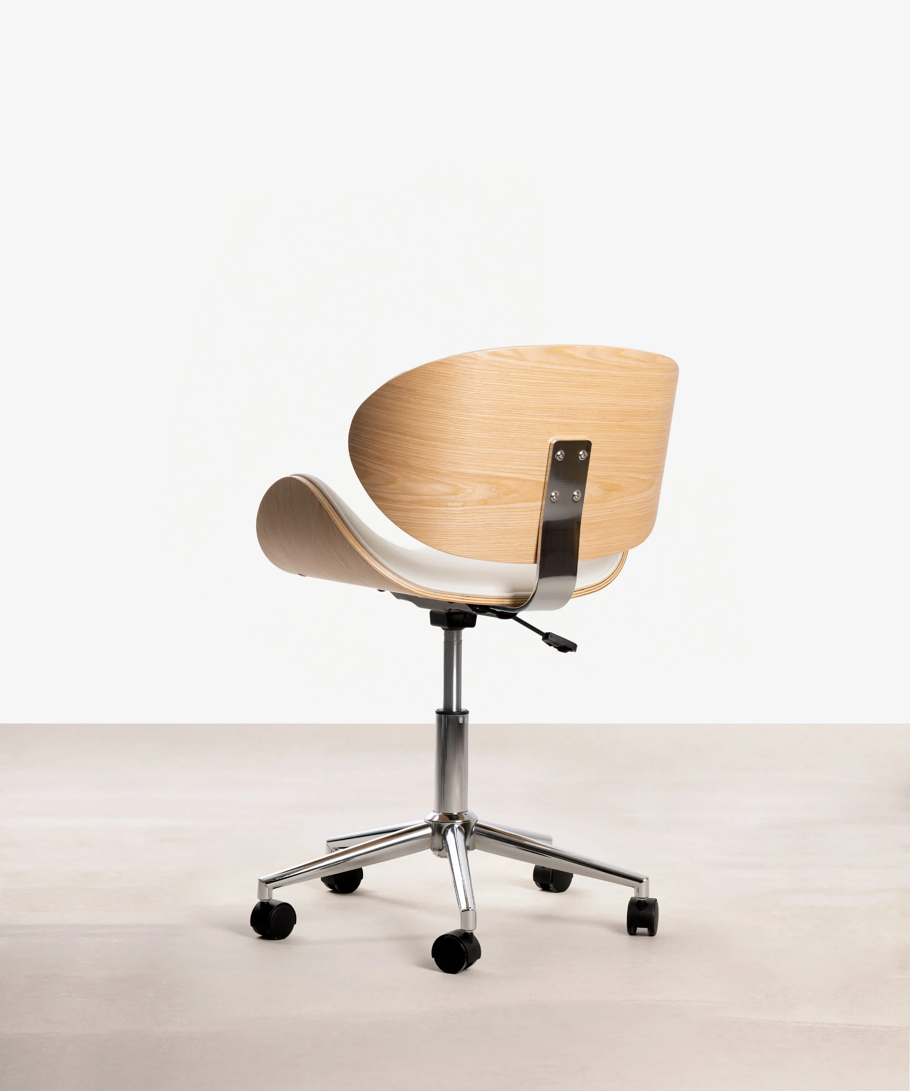 Silla de Escritorio de Polipiel y Madera Shelley - Image 6
