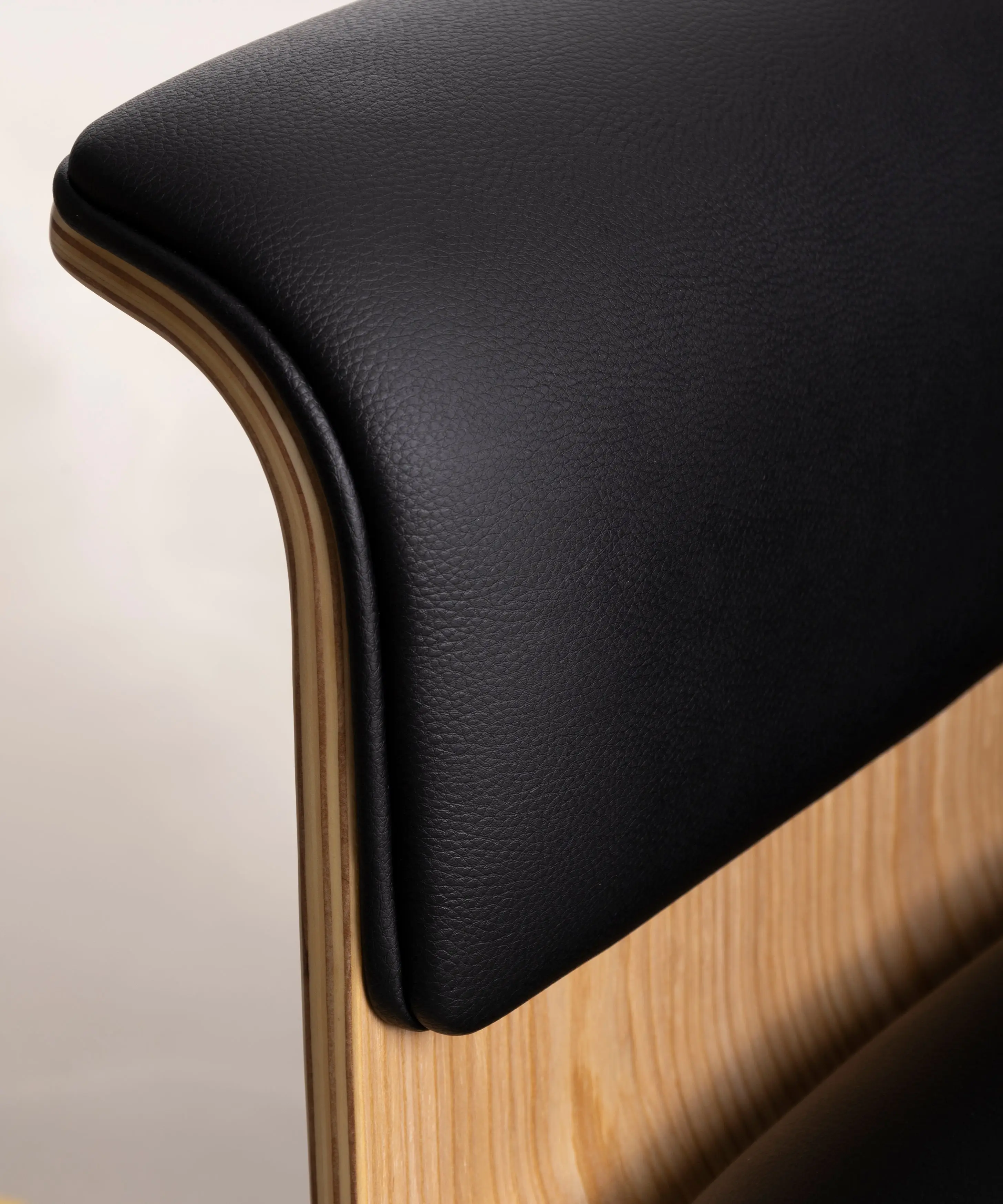 Silla de Escritorio de Polipiel y Madera Shiro - Image 28