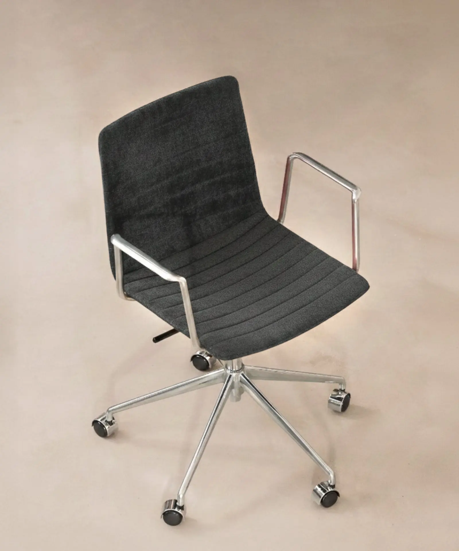 Silla de Escritorio Tapizada y Ajustable Jamie - Image 12