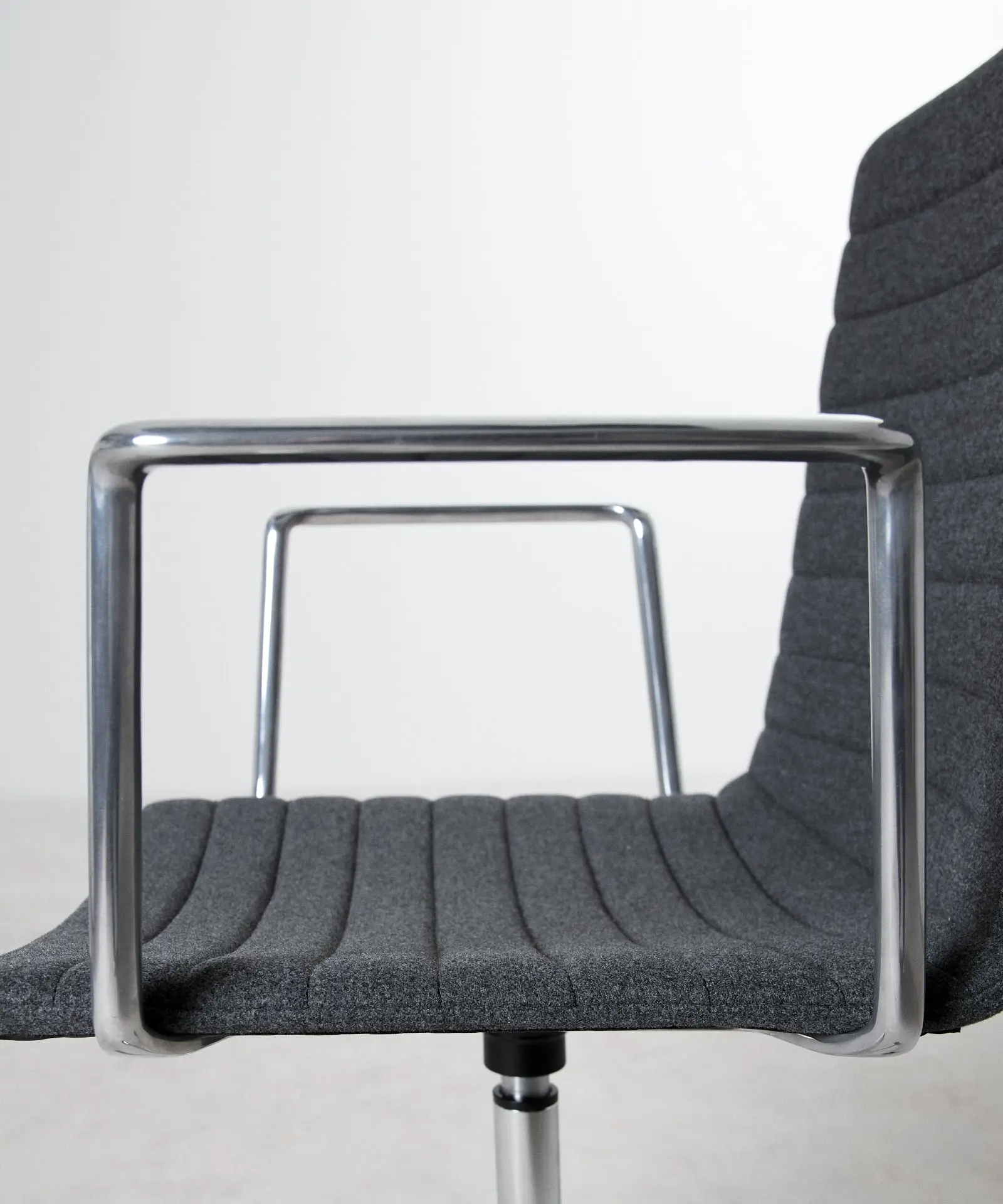 Silla de Escritorio Tapizada y Ajustable Jamie - Image 19