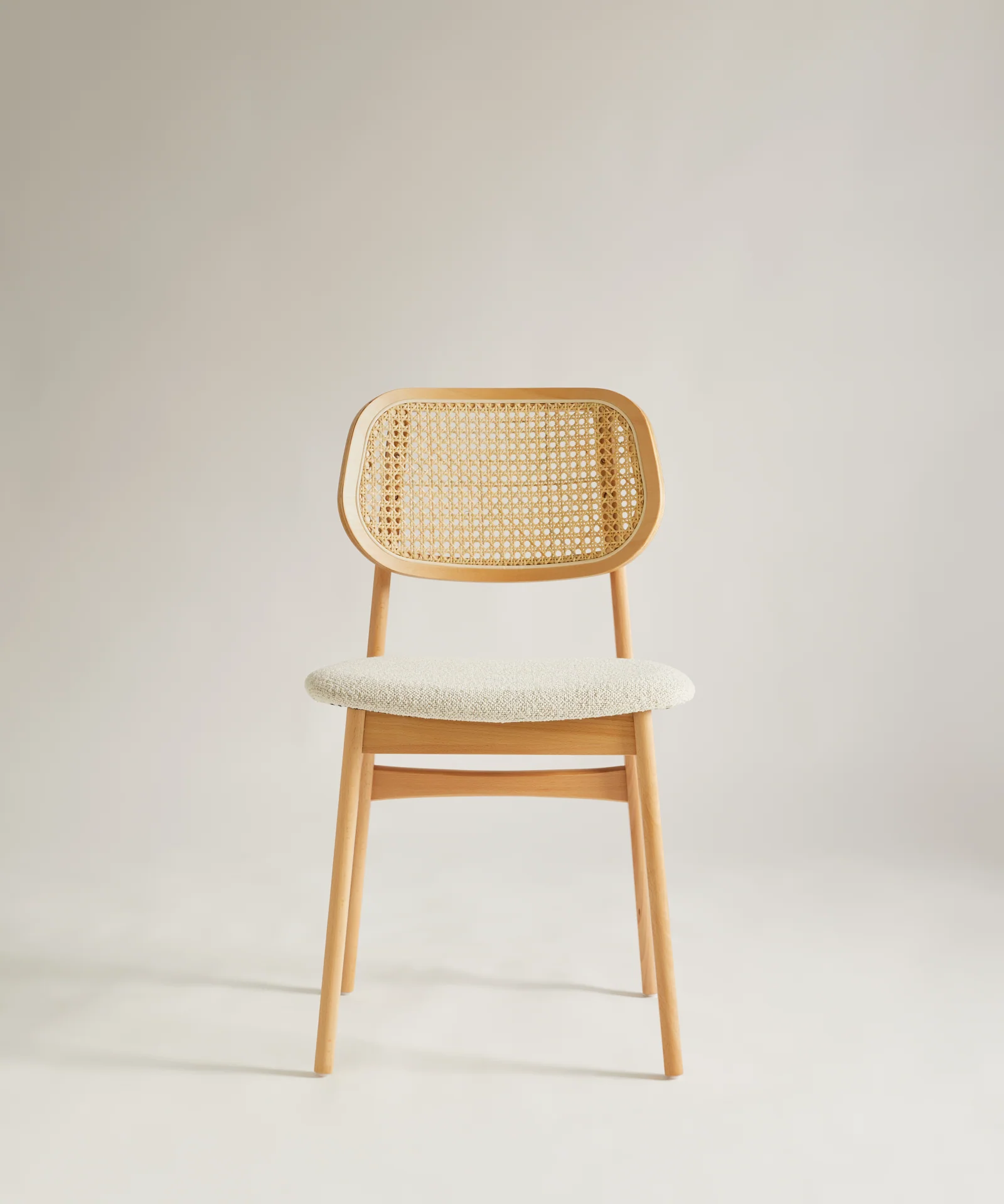 Silla de Comedor en Madera Tapizada Elma - Image 10