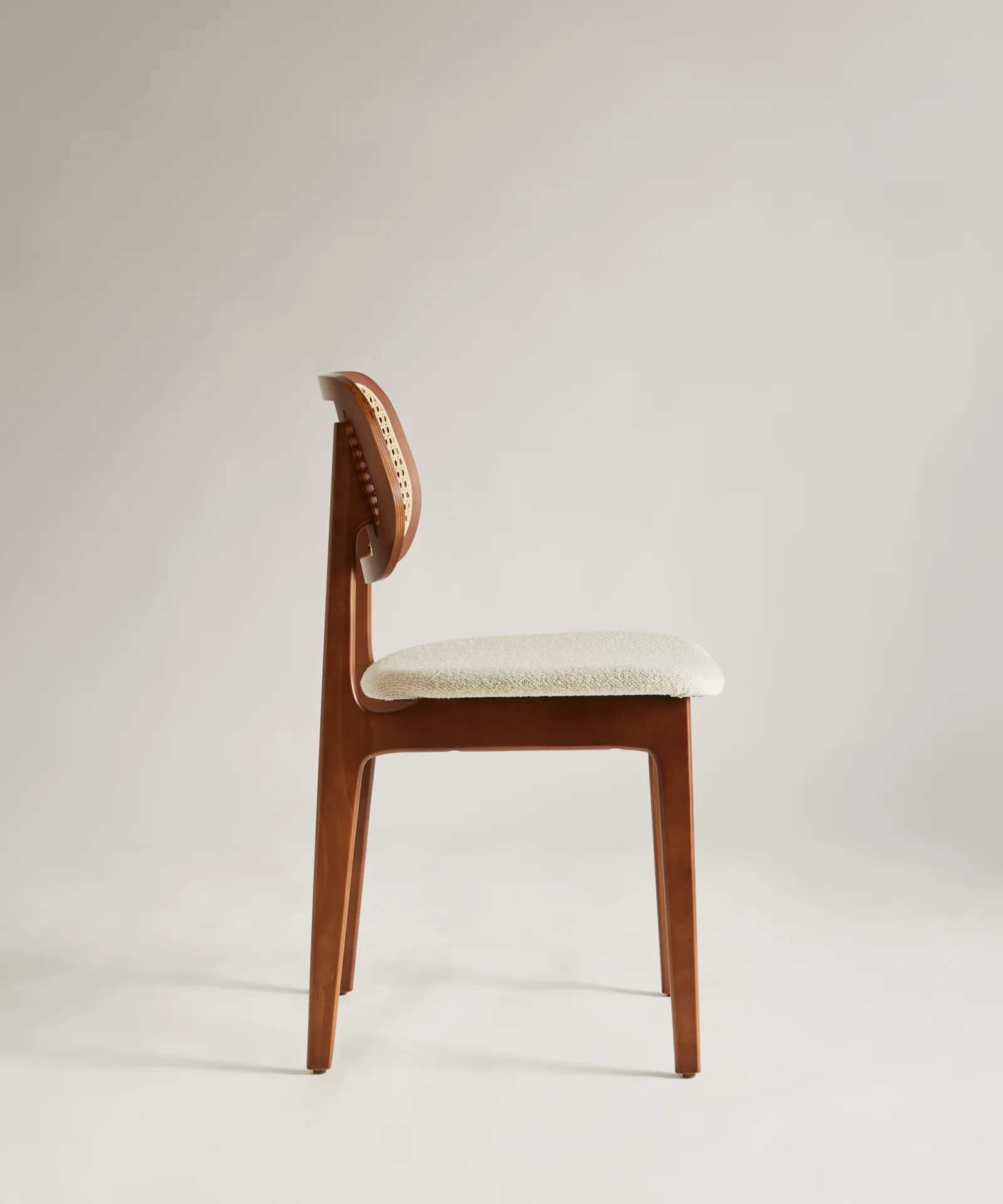Silla de Comedor en Madera Tapizada Elma - Image 3