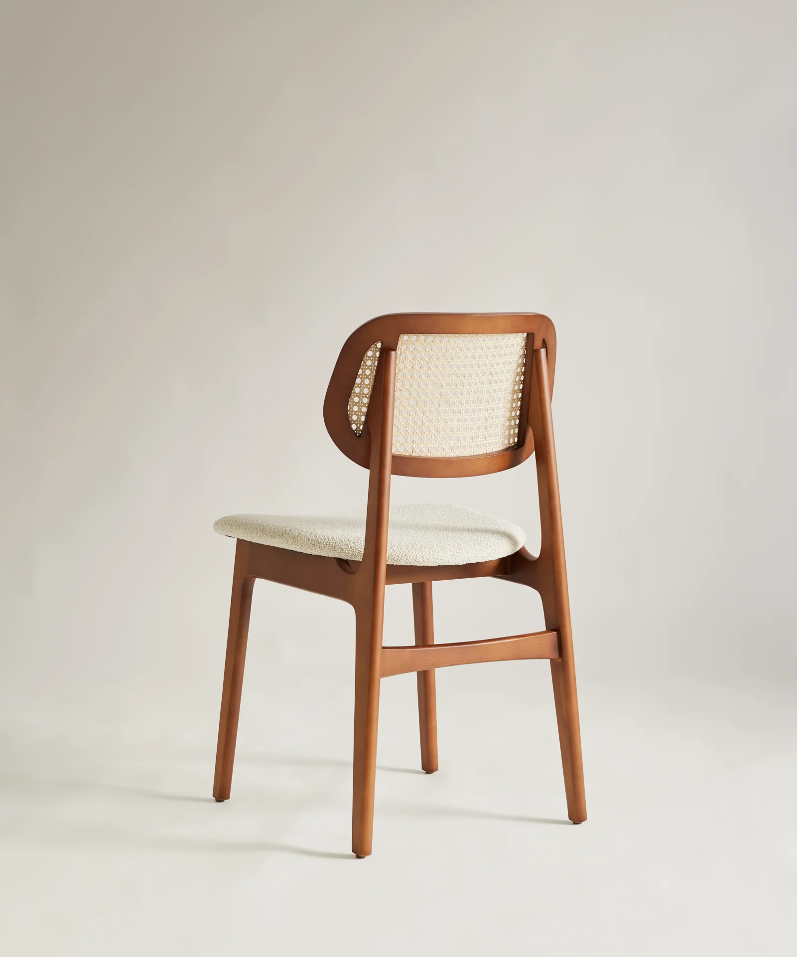 Silla de Comedor en Madera Tapizada Elma - Image 6