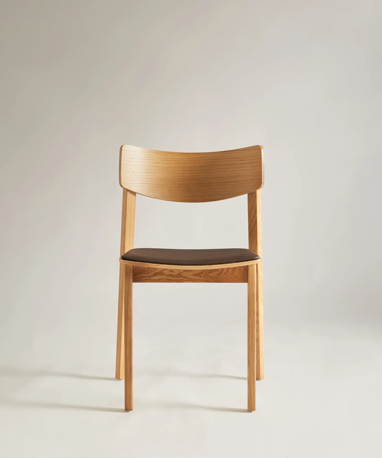Silla de Comedor de Madera Maciza Petra - Image 3