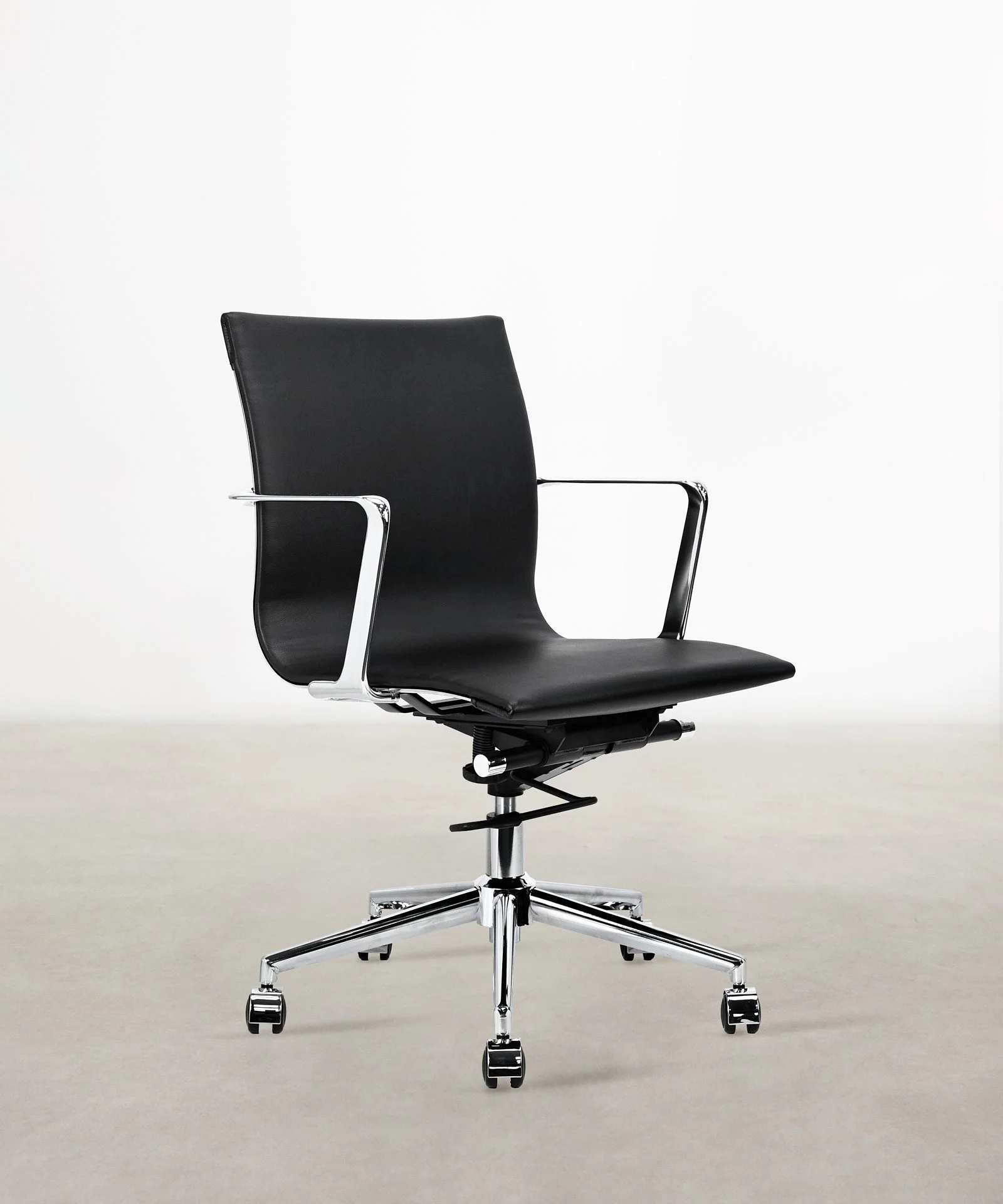 Silla de Oficina en Polipiel Dafne Low Back - Image 9