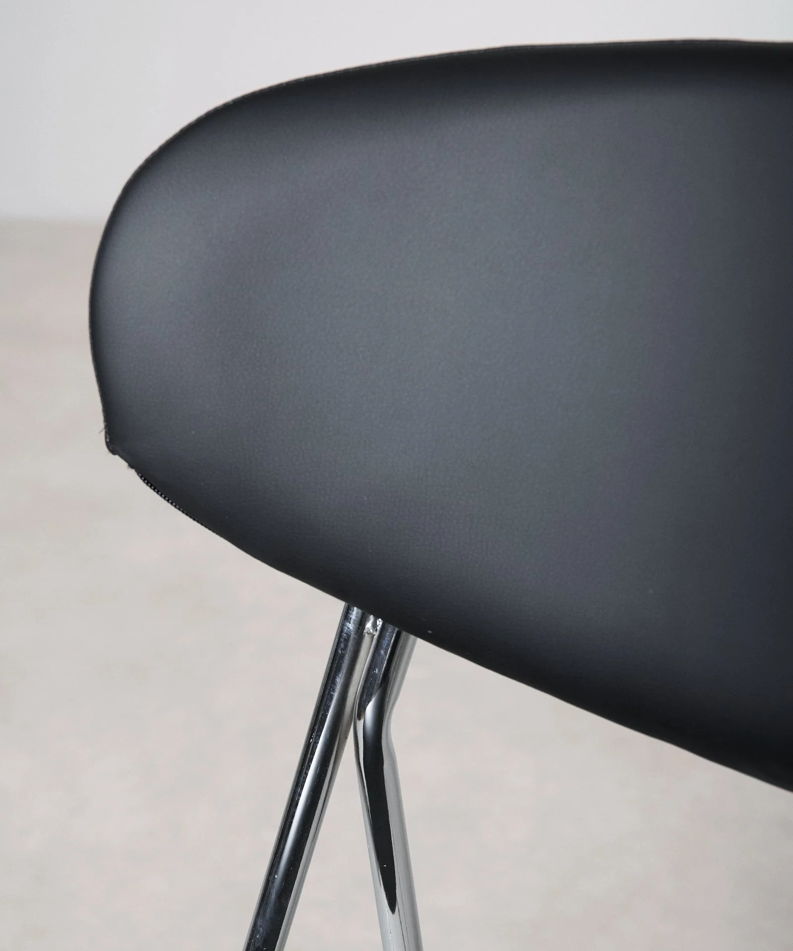 Silla de Comedor de Polipiel y Metal Moritz PU - Image 6