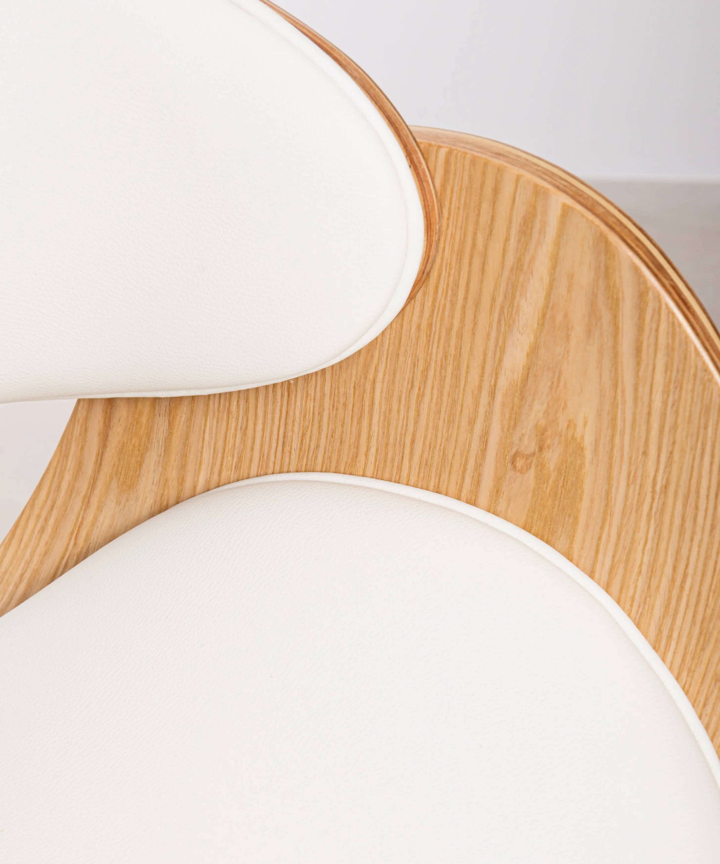 Silla de Comedor en Madera y Polipiel Debbie - Image 5