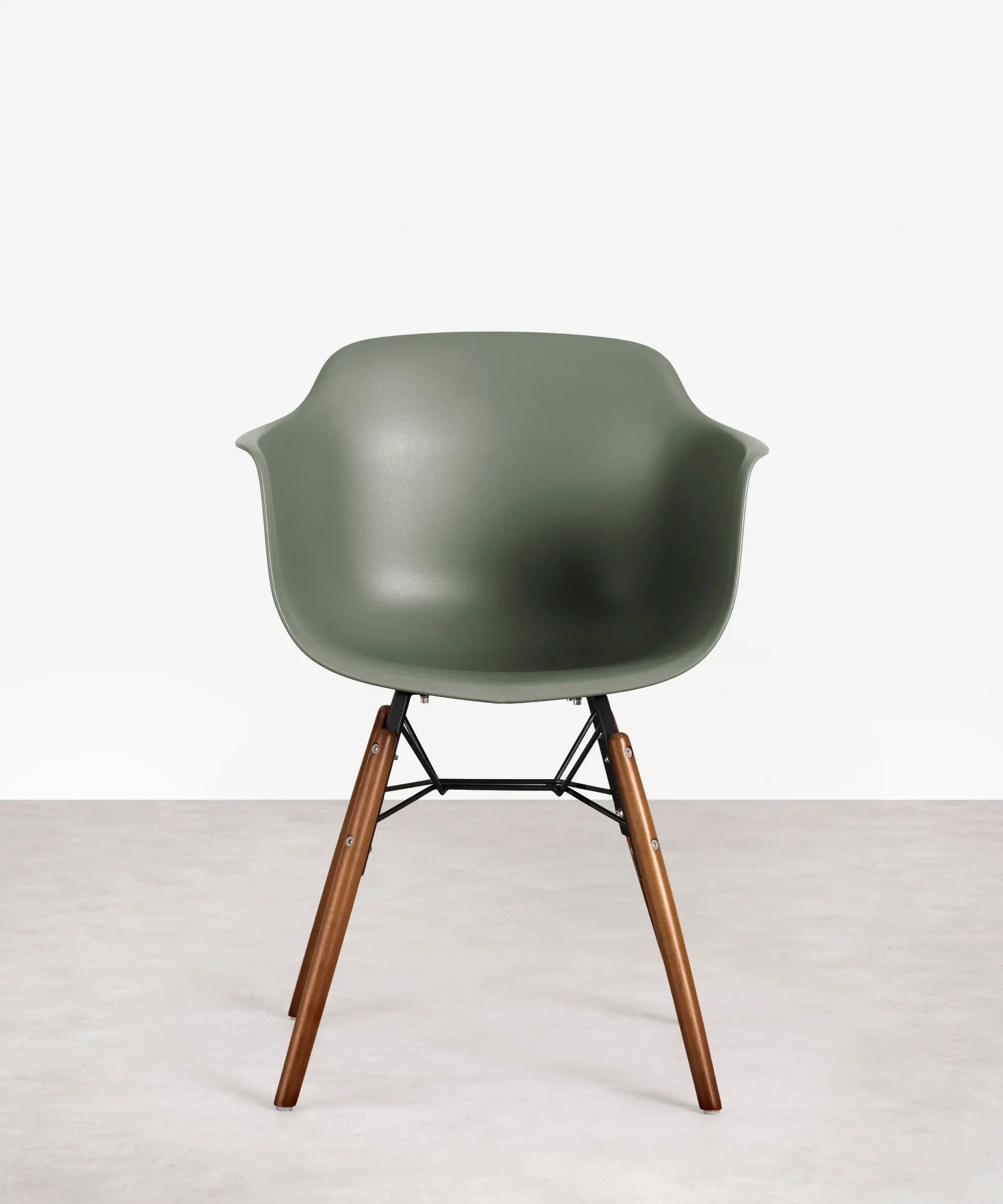 Silla de Polipropileno y Madera con Reposabrazos Elon Arms - Image 11