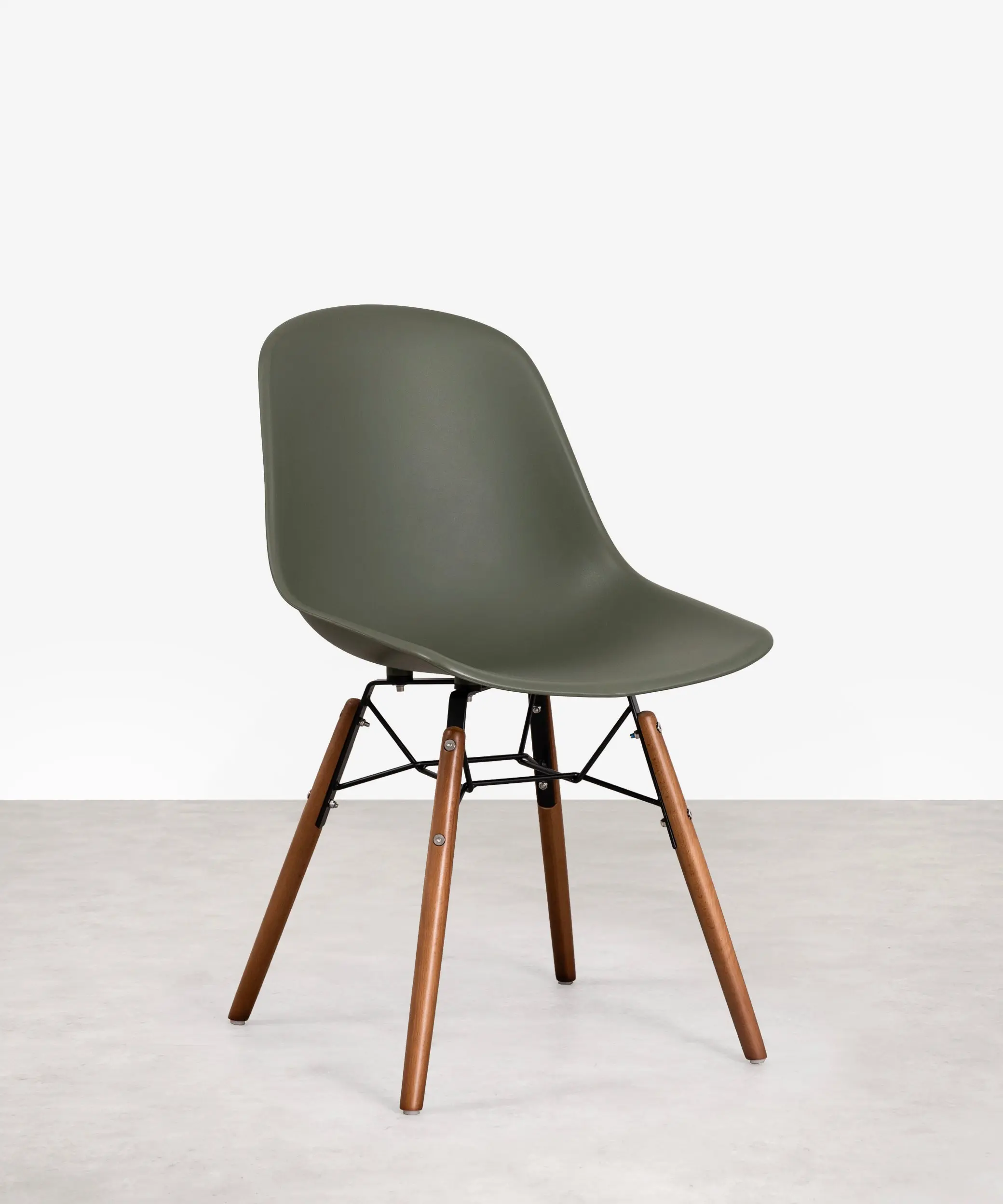 Silla de Polipropileno y Madera Elon - Image 20
