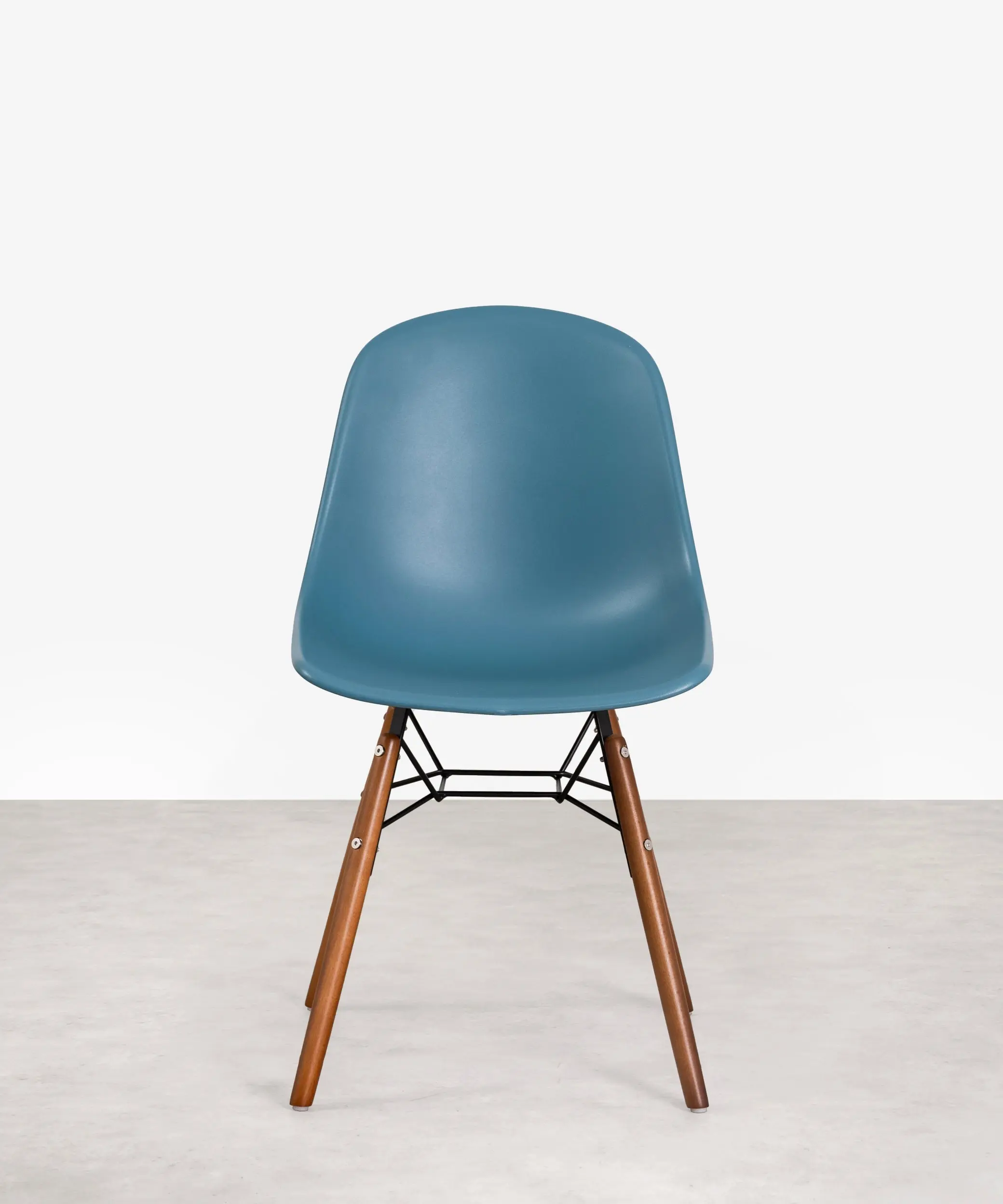 Silla de Polipropileno y Madera Elon - Image 4