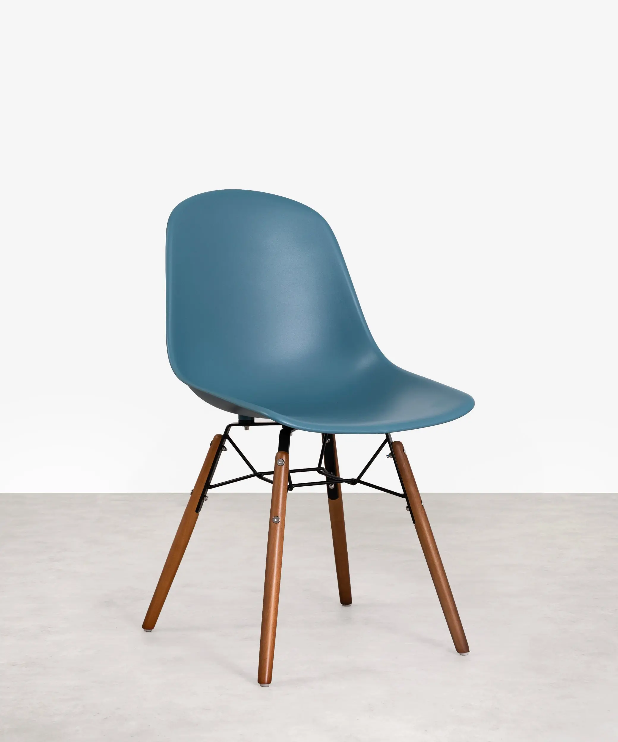 Silla de Polipropileno y Madera Elon - Image 7