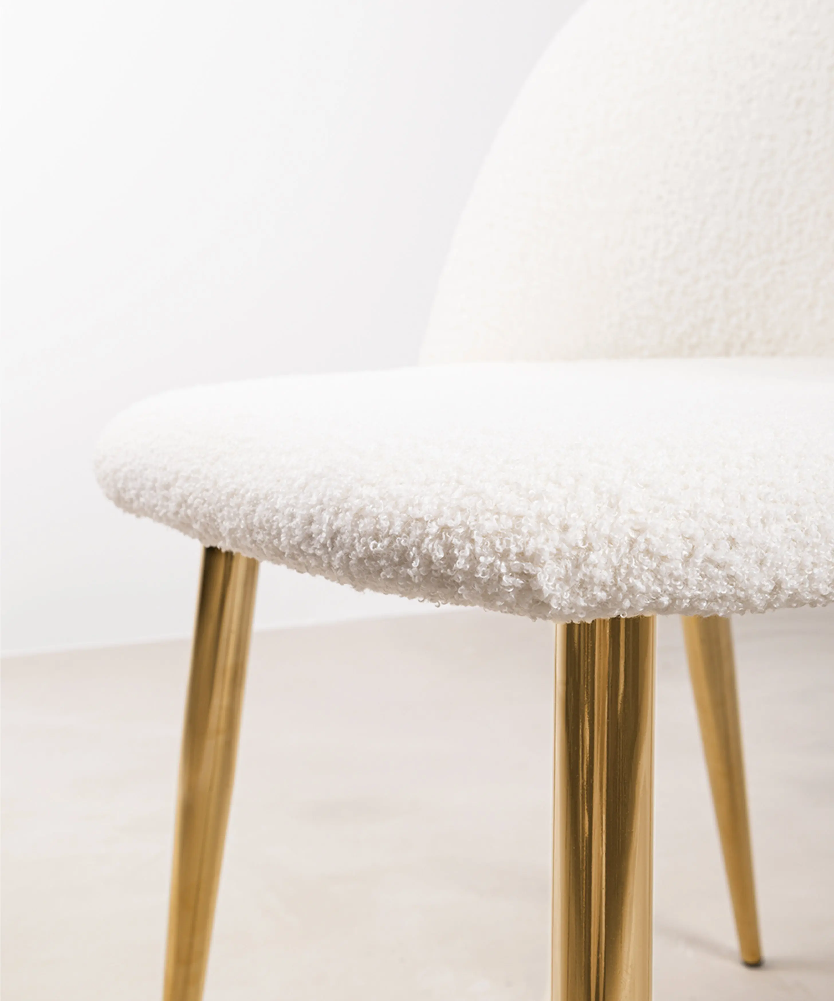 Silla de Comedor en Metal y Tejido Teddy Freya Gold - Image 6