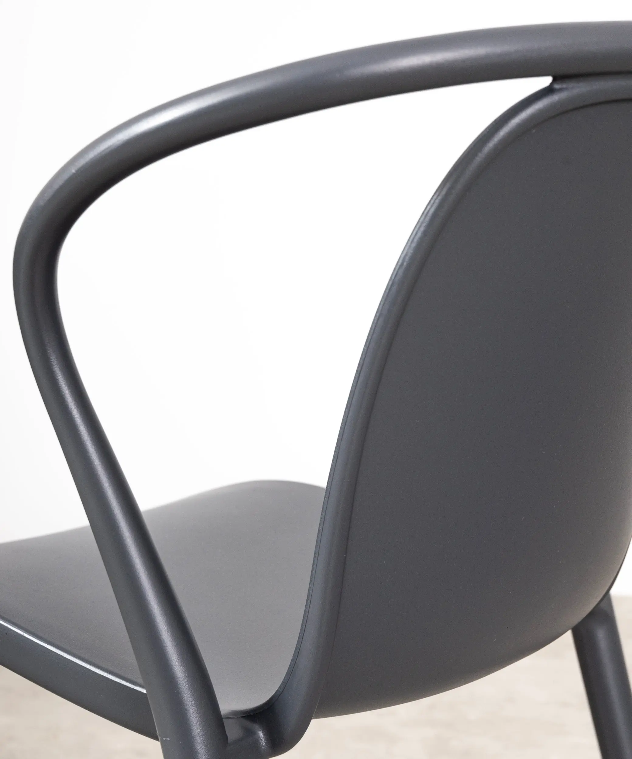 Silla de Polipropileno con Reposabrazos Gigi - Image 15