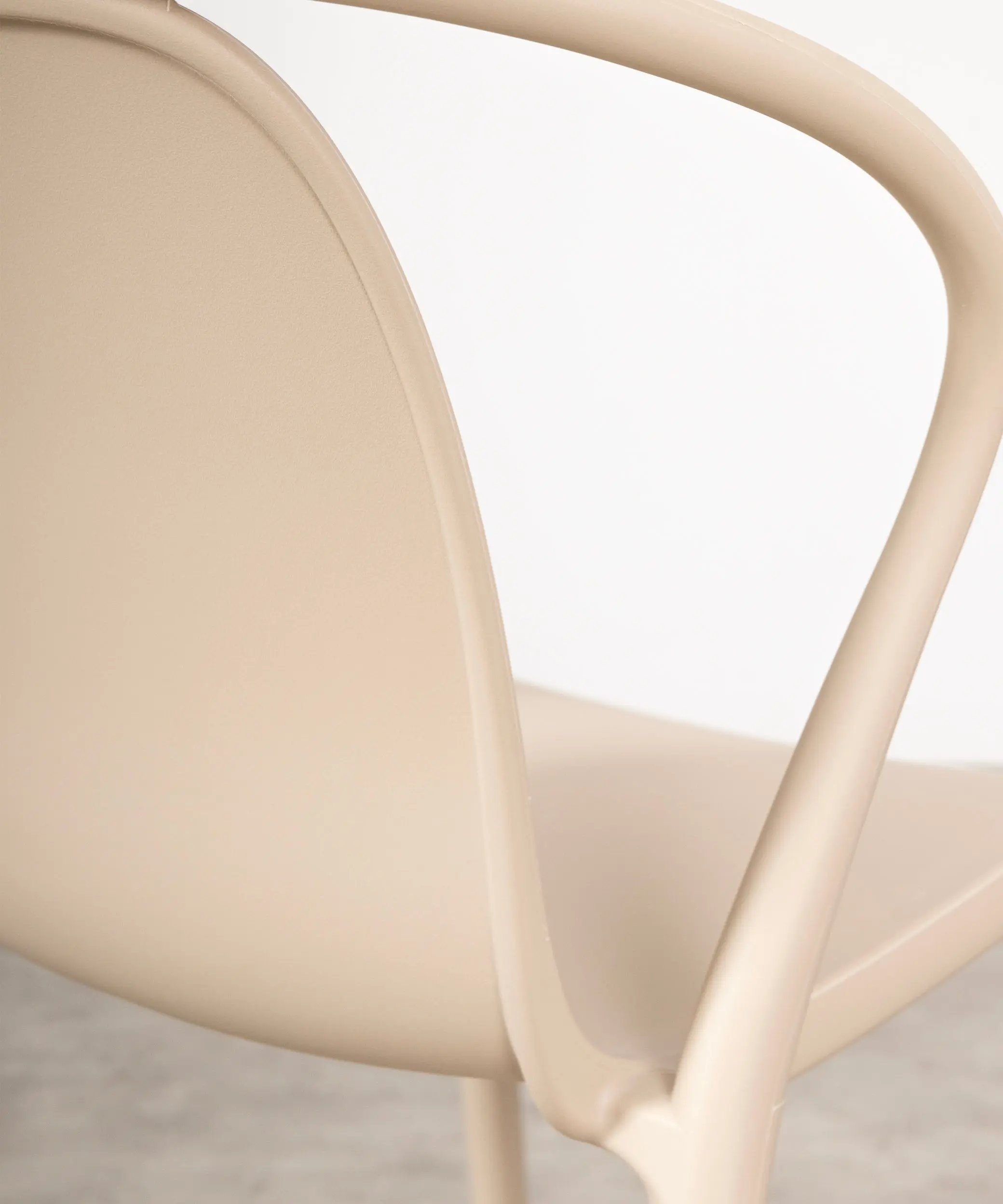 Silla de Polipropileno con Reposabrazos Gigi - Image 18