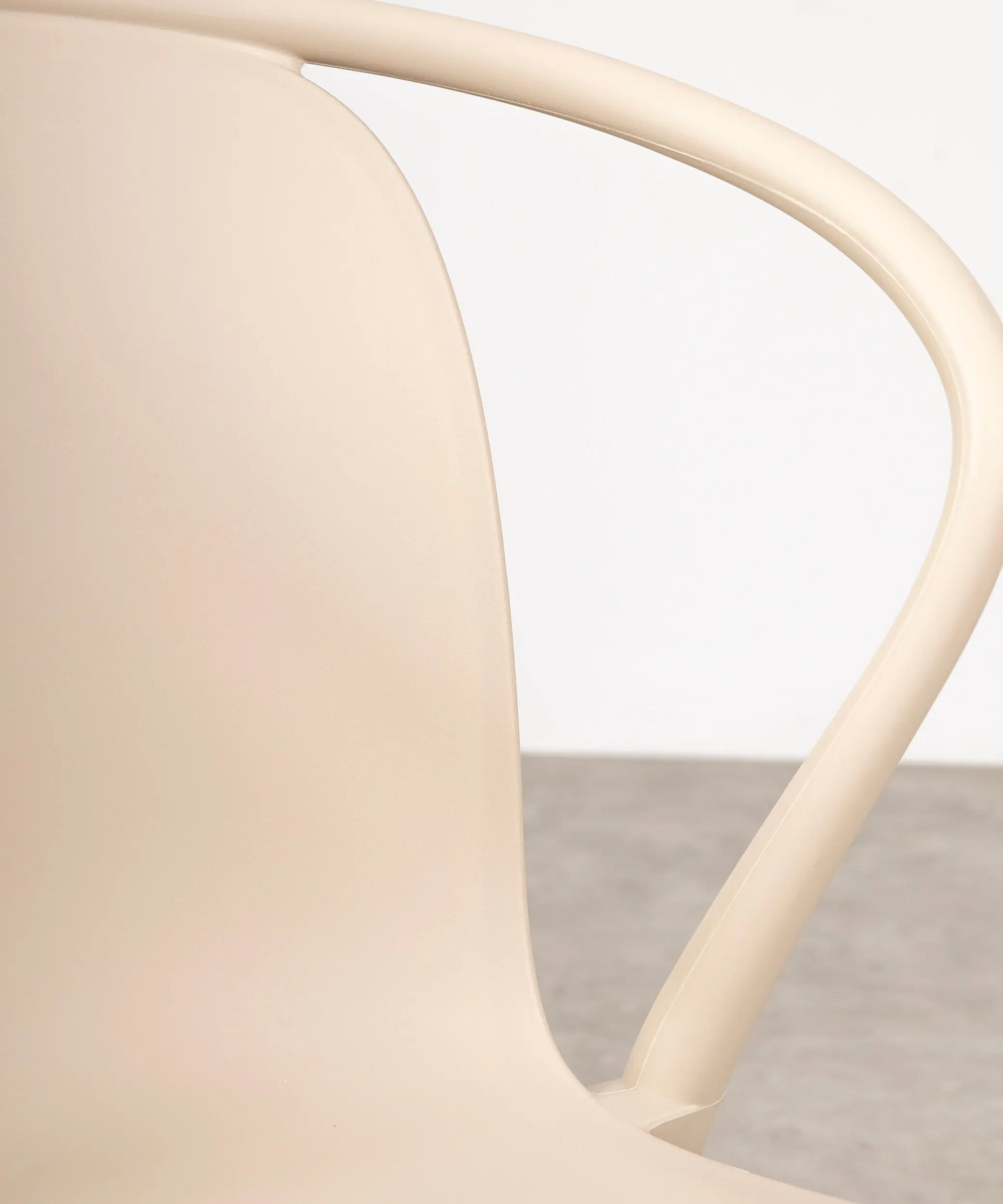 Silla de Polipropileno con Reposabrazos Gigi - Image 22