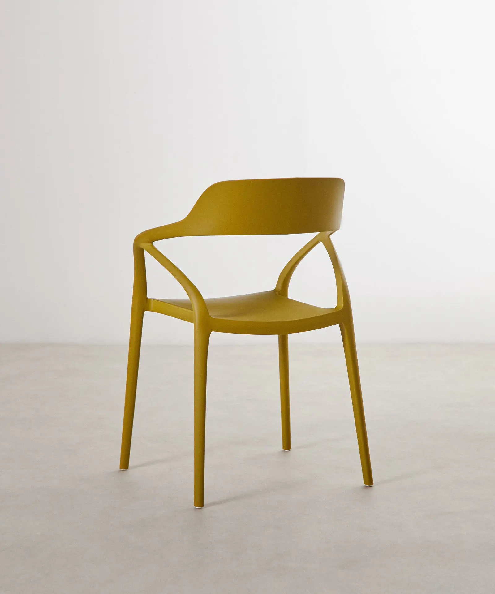 Silla de Polipropileno con Reposabrazos Grace - Image 30