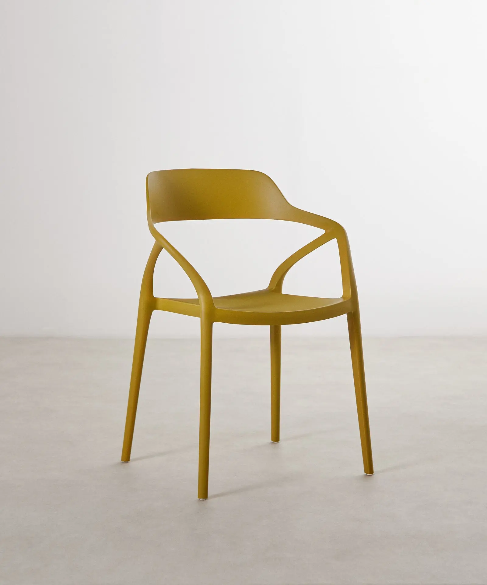 Silla de Polipropileno con Reposabrazos Grace - Image 31