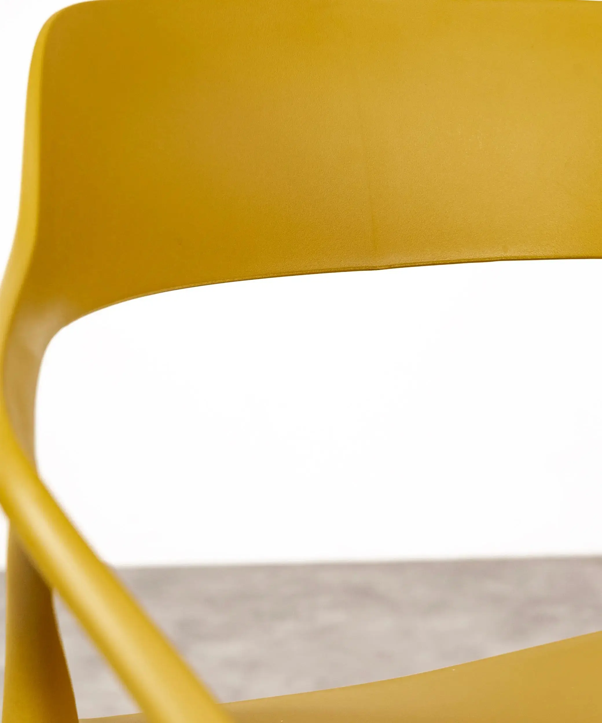 Silla de Polipropileno con Reposabrazos Grace - Image 32