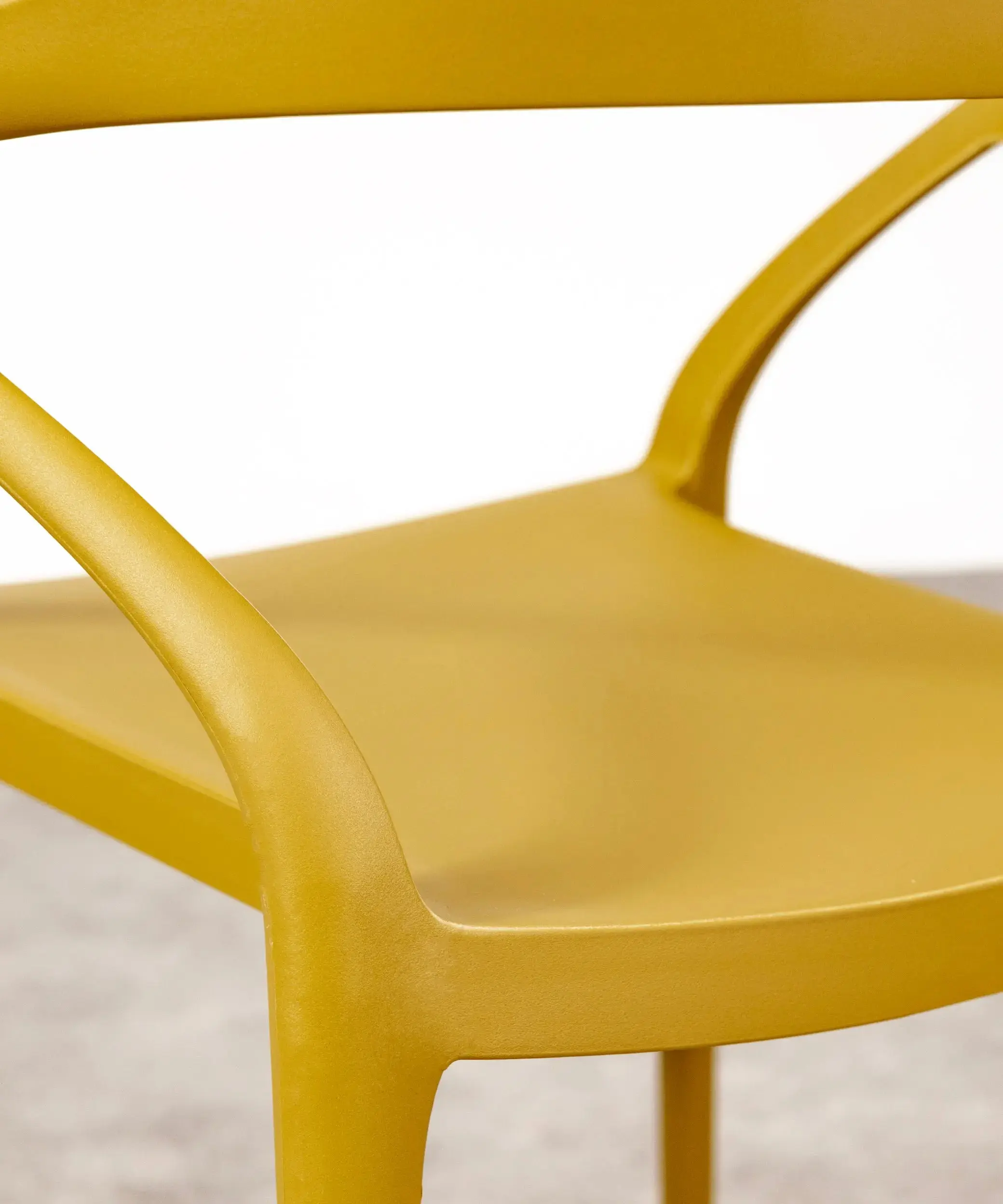 Silla de Polipropileno con Reposabrazos Grace - Image 33