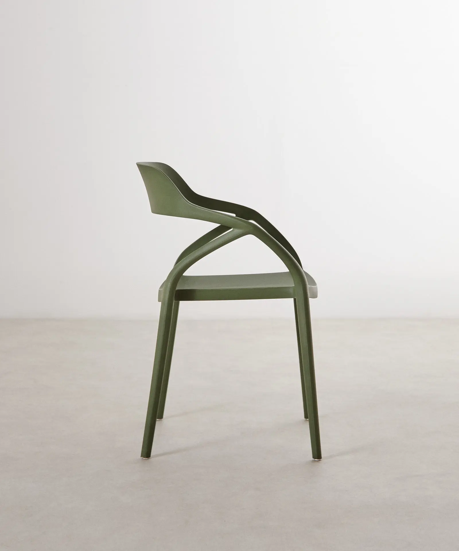 Silla de Polipropileno con Reposabrazos Grace - Image 15