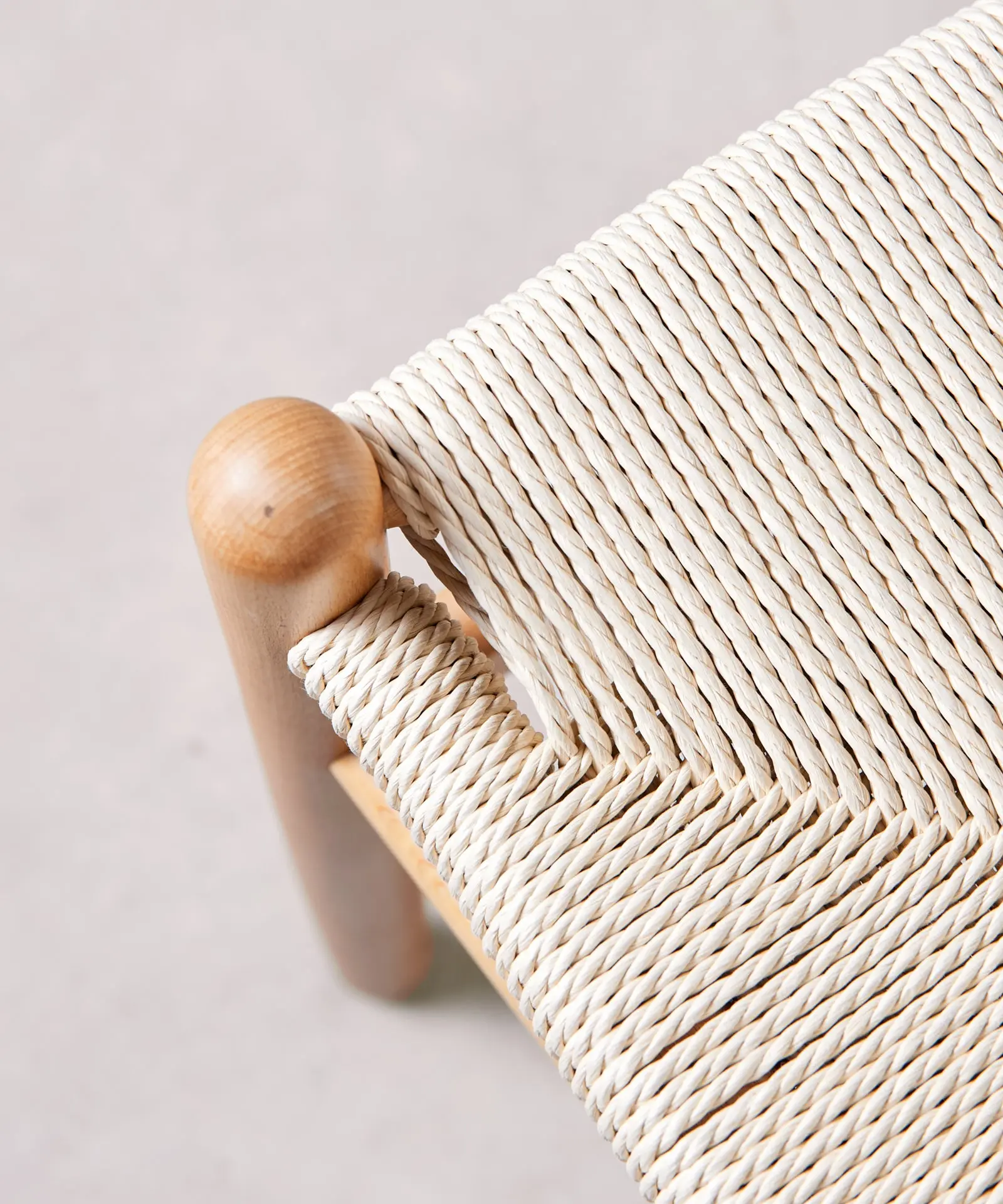 Silla de Comedor en Madera y Cuerda Trenzada Hela - Image 17