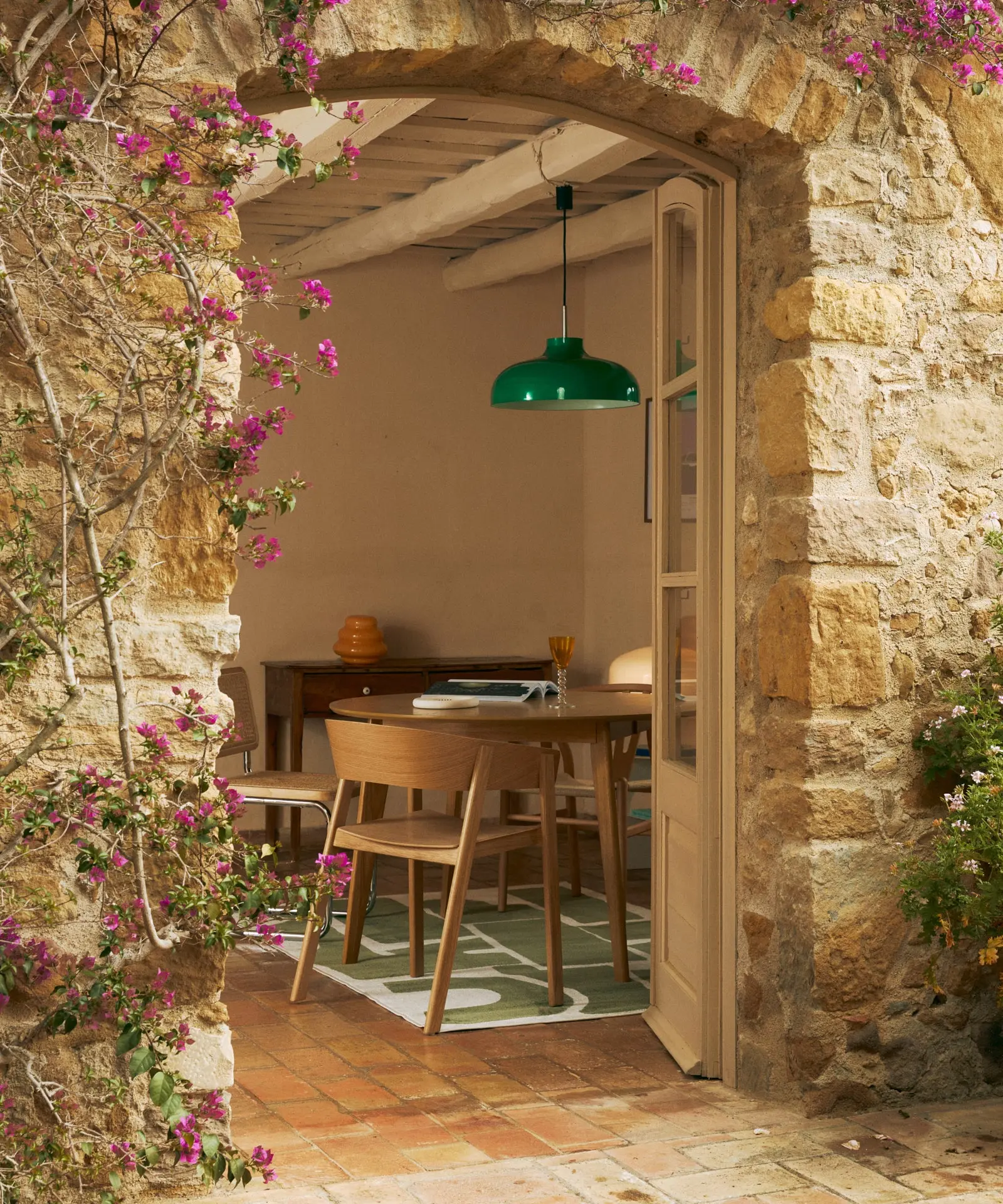 Silla de comedor en Madera con Reposabrazos Isabella - Image 16