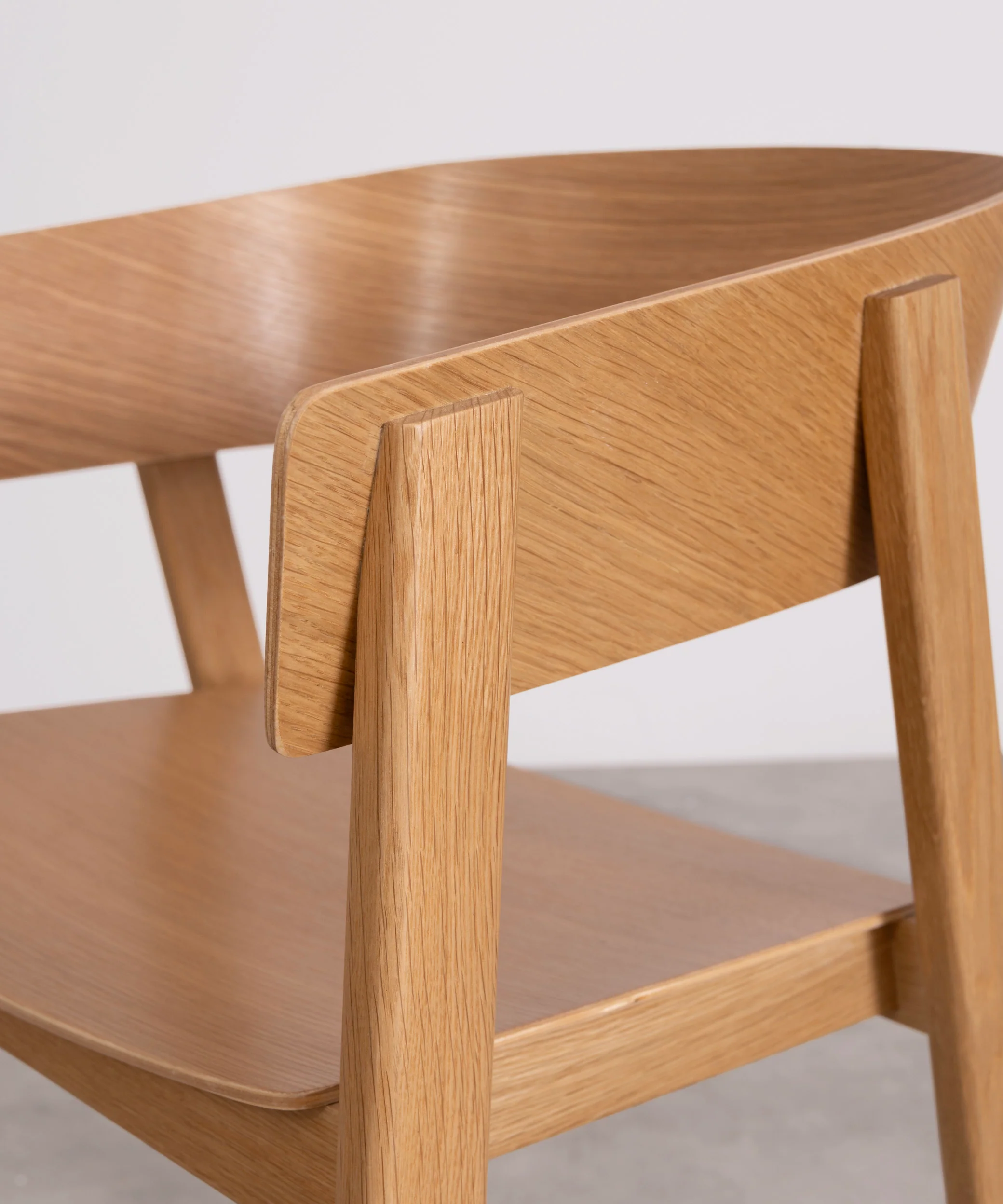 Silla de comedor en Madera con Reposabrazos Isabella - Image 18