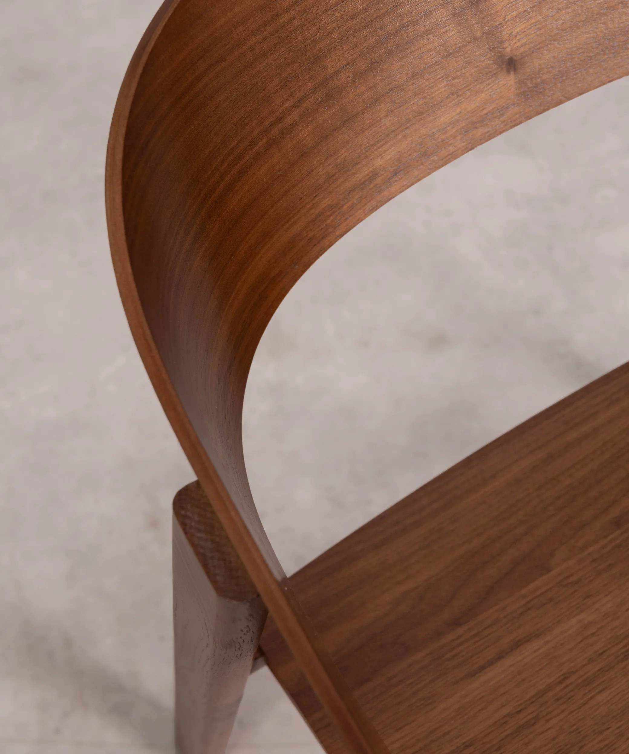Silla de comedor en Madera con Reposabrazos Isabella - Image 9