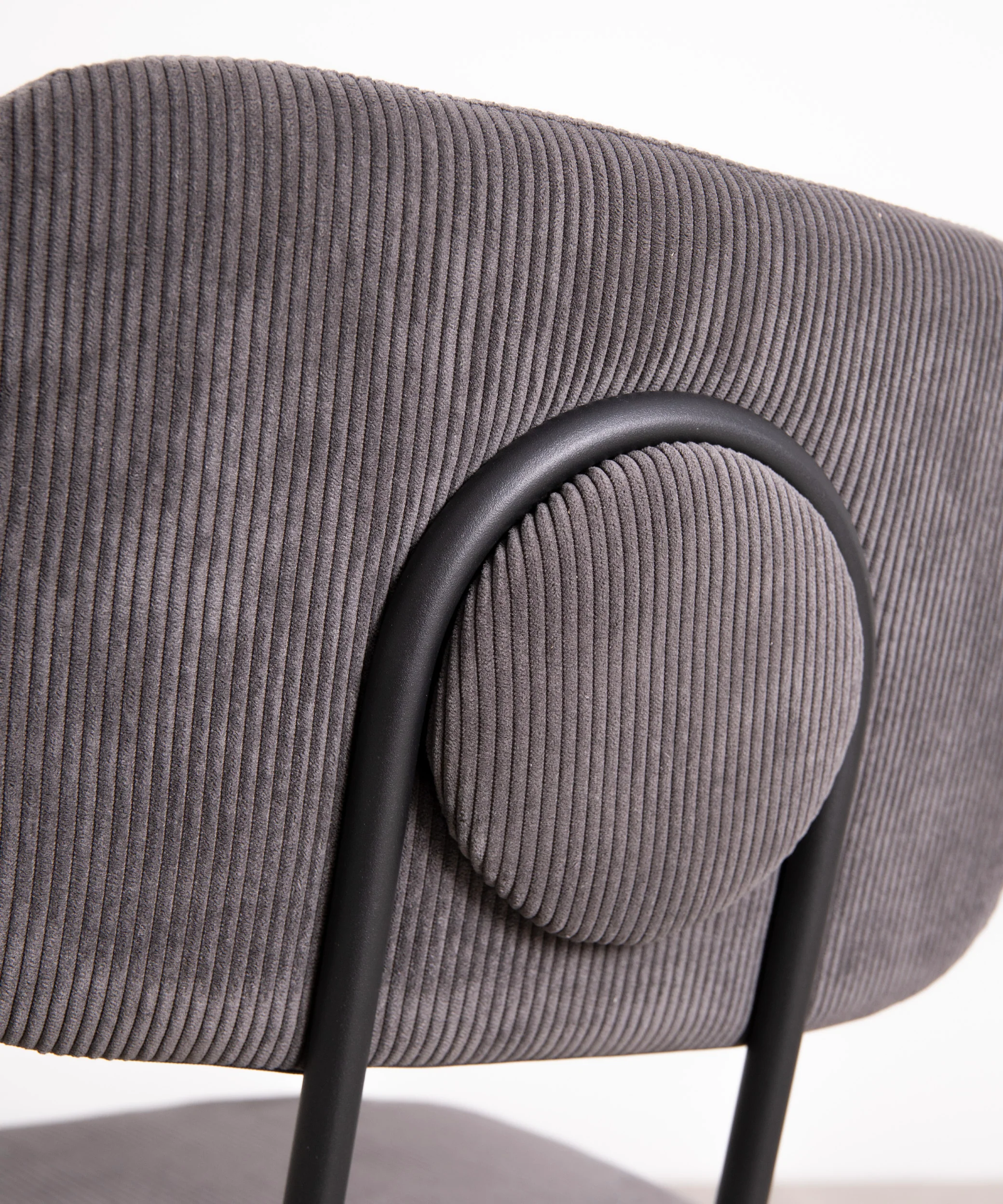 Silla de Comedor en Tela y Metal Jimena - Image 10