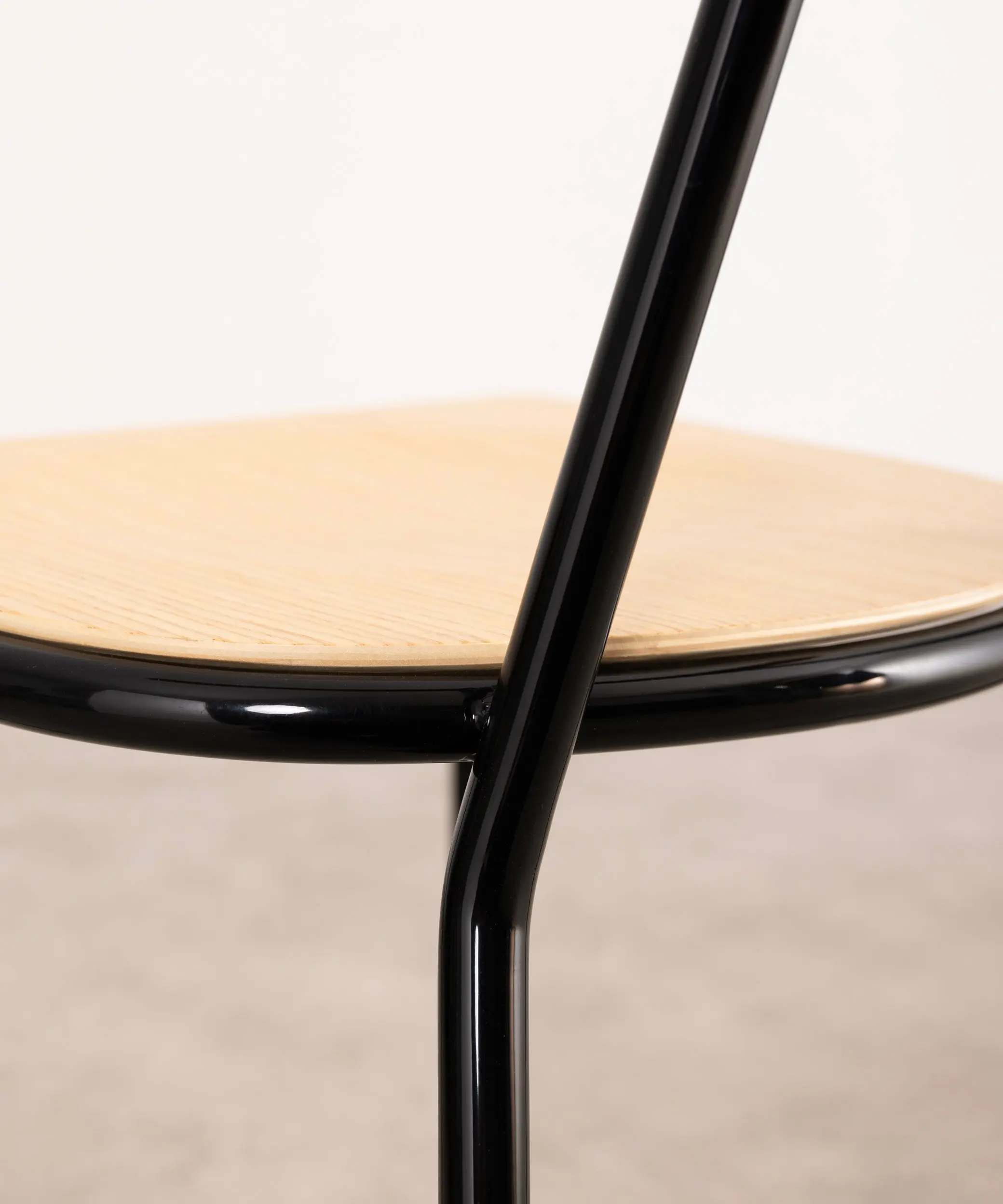 Silla de Madera y Metal Klimt - Image 5