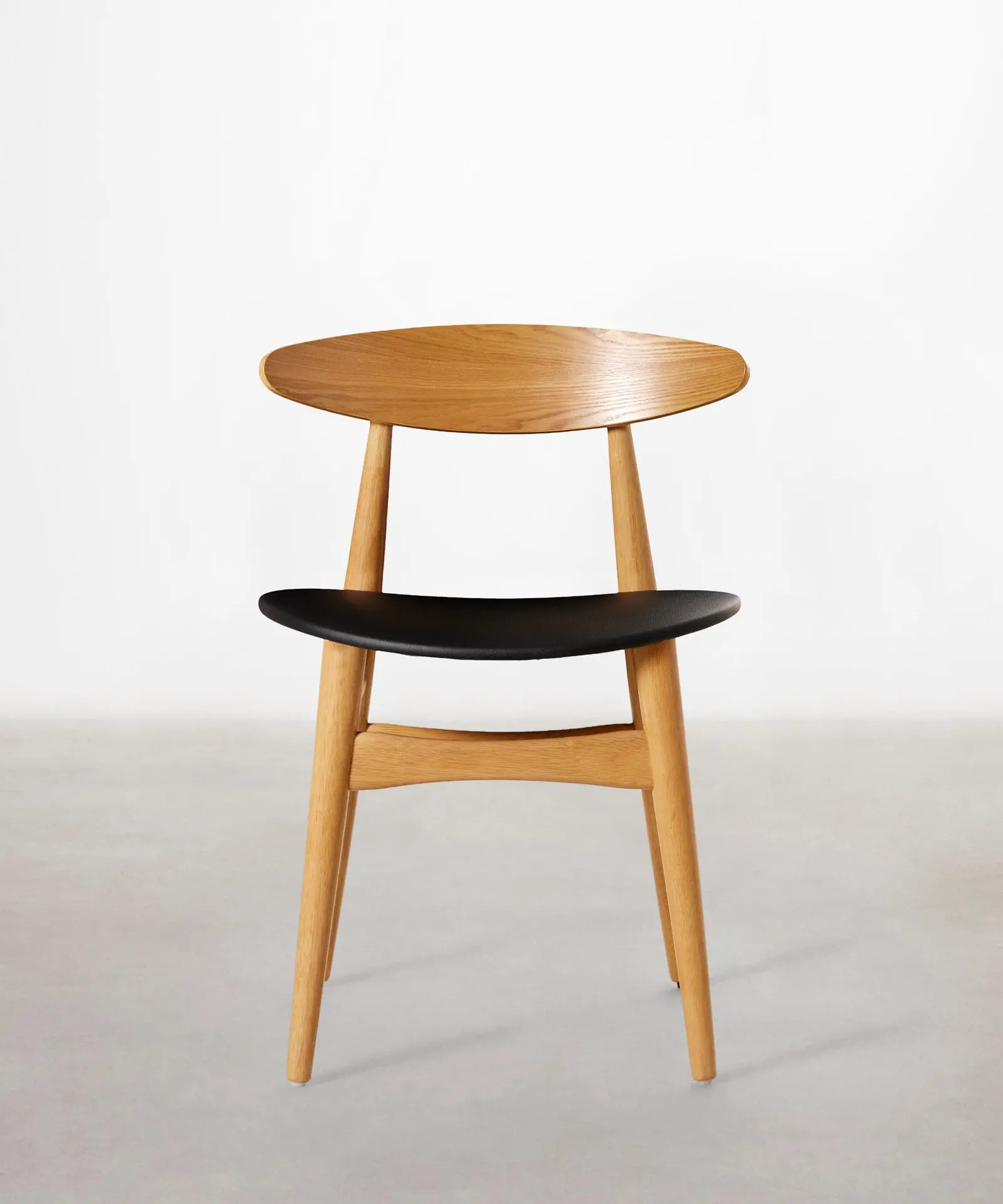 Silla de Comedor en Madera Acolchada Kyoto - Image 15