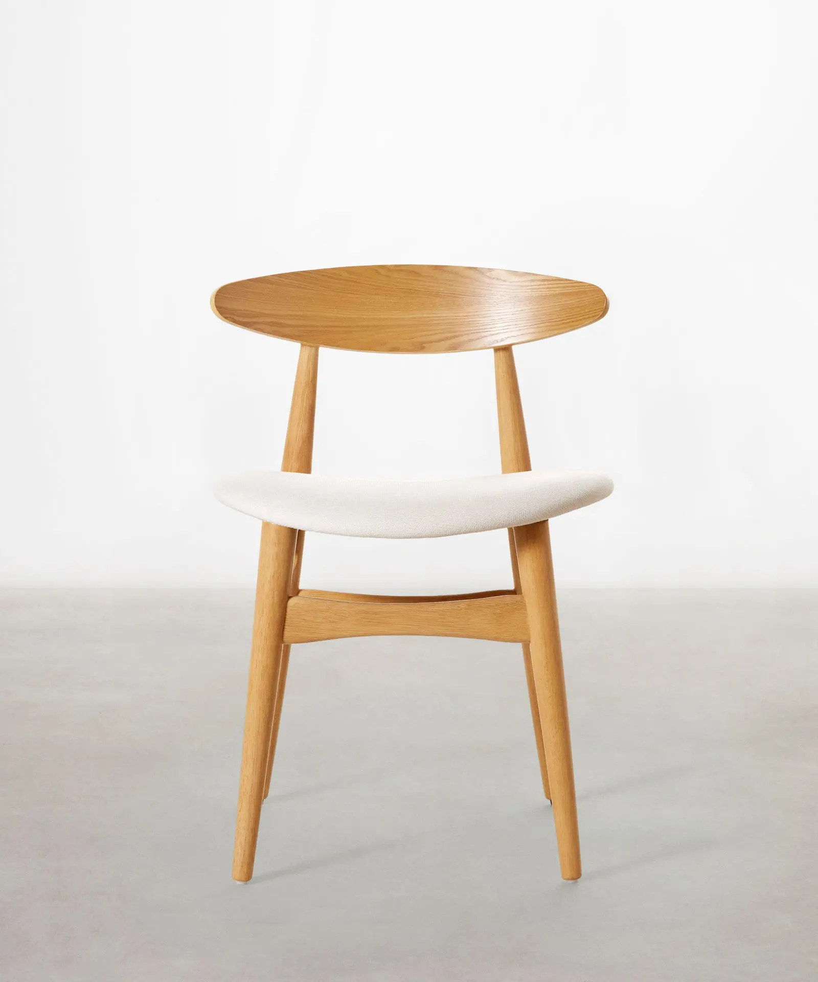 Silla de Comedor en Madera Acolchada Kyoto - Image 24