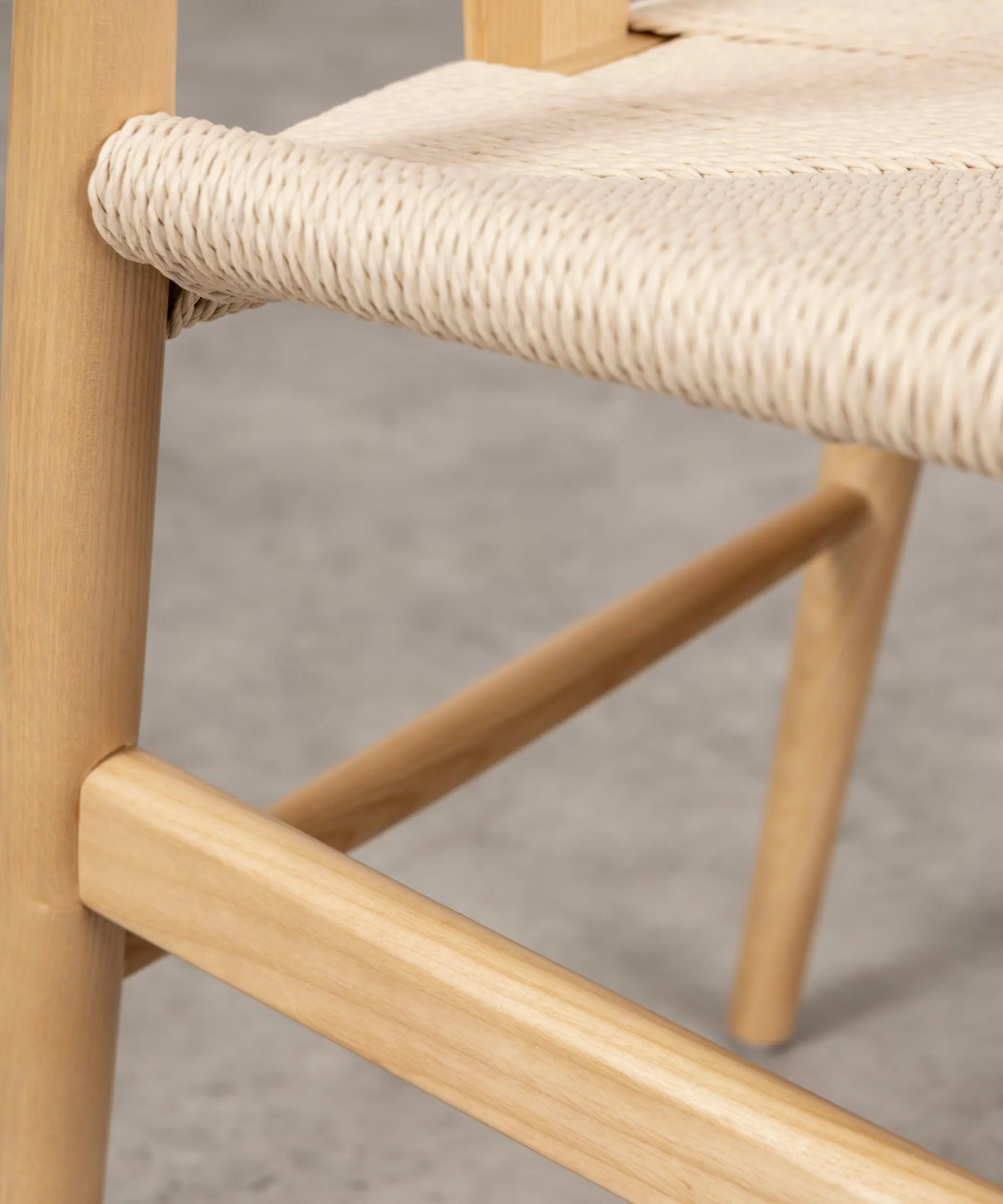 Silla de Comedor en Madera y Cuerda Trenzada Leena - Image 15