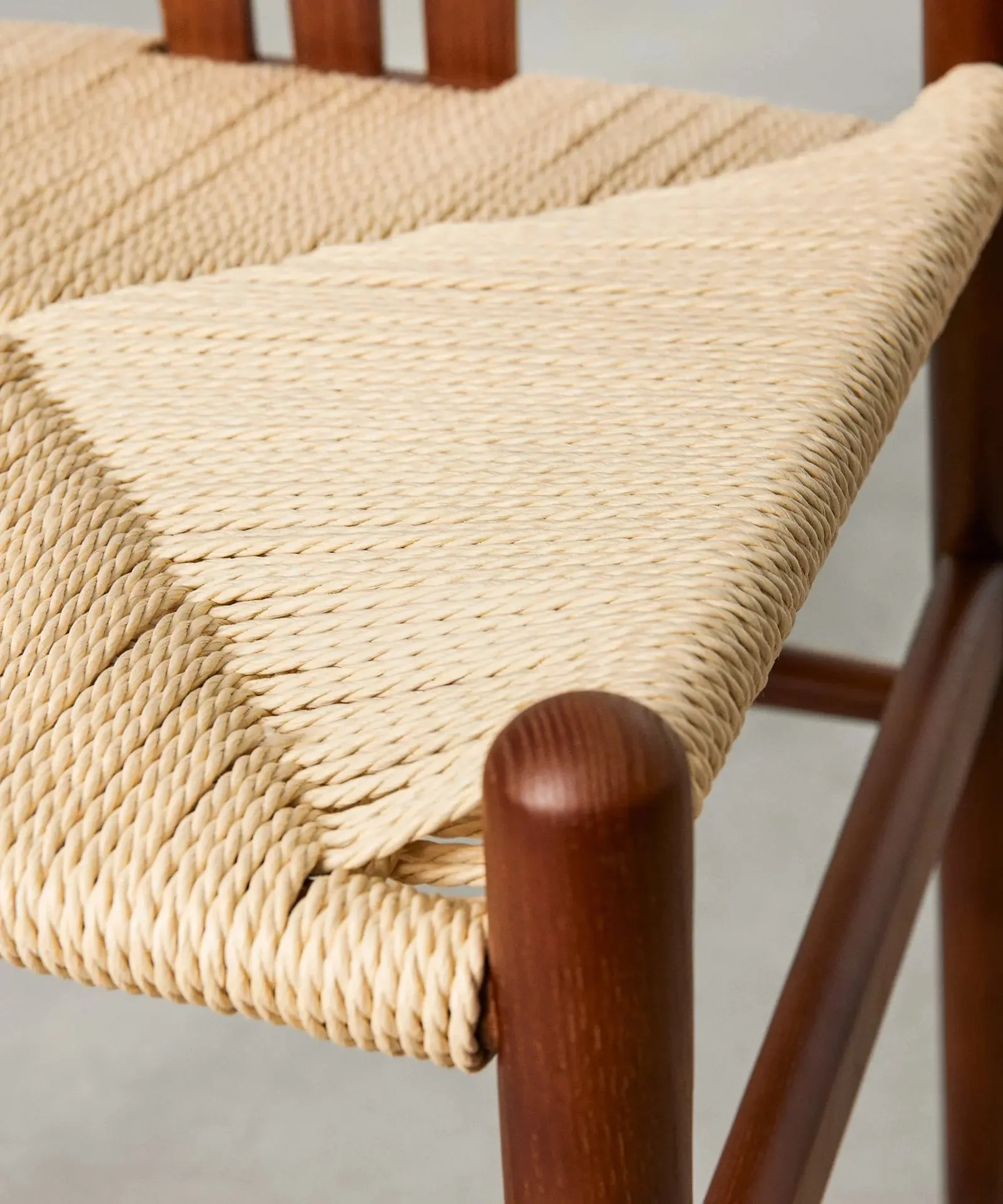 Silla de Comedor en Madera y Cuerda Trenzada Leena - Image 8