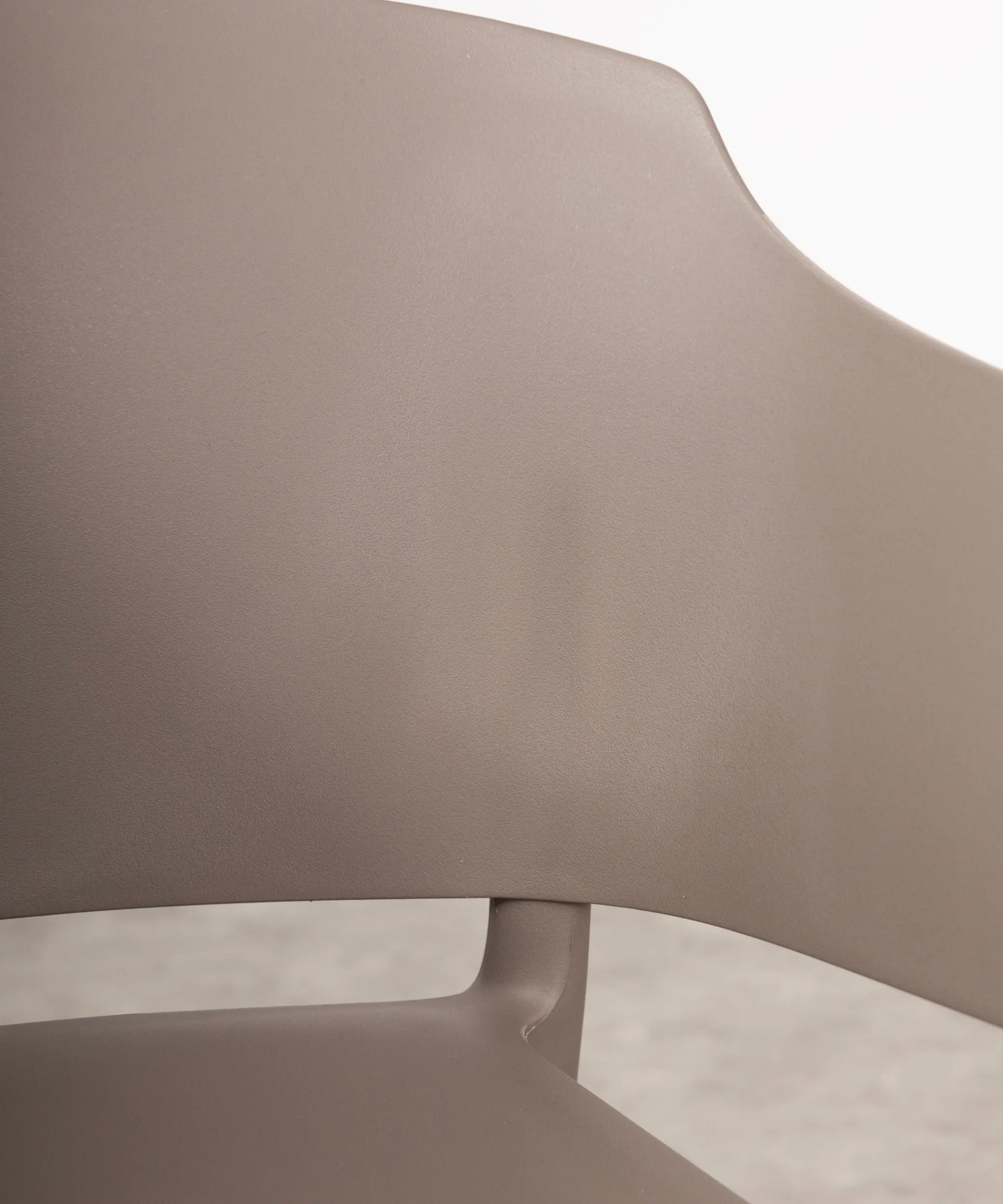 Silla de Polipropileno con Reposabrazos Liam - Image 21