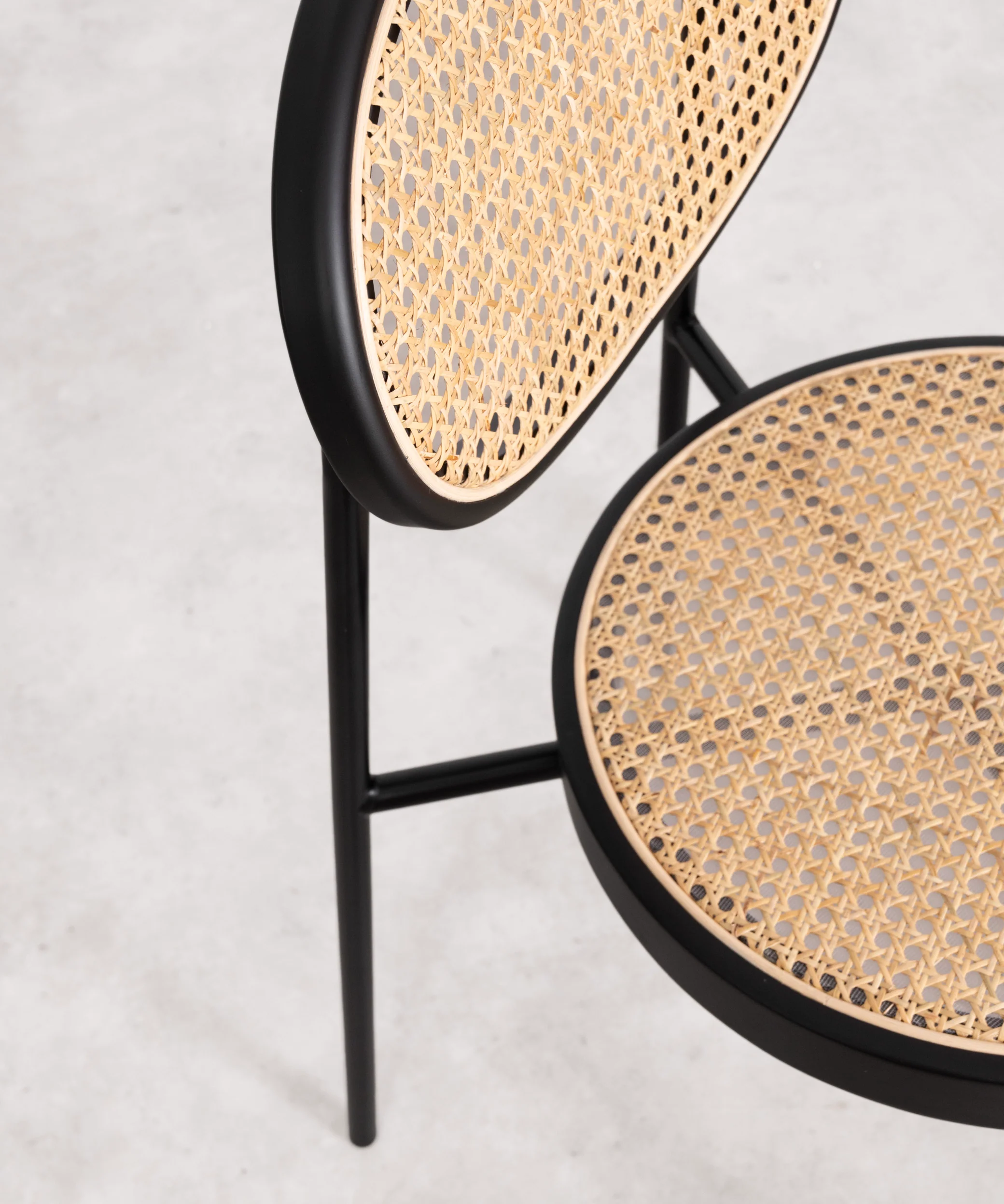 Silla de Comedor en Ratán y Metal Lora - Image 7