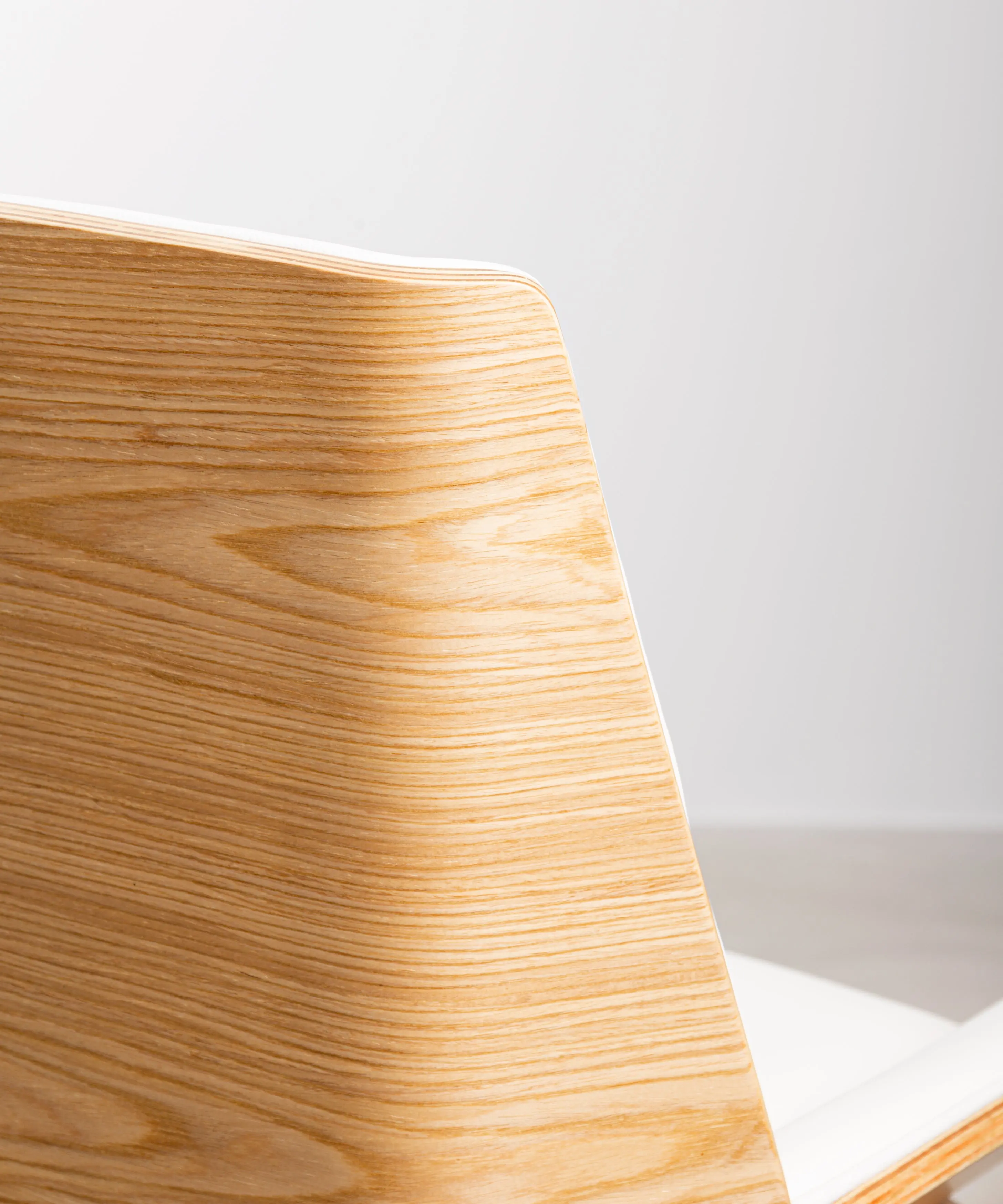 Silla de Comedor en Madera y Polipiel Lyssa - Image 6