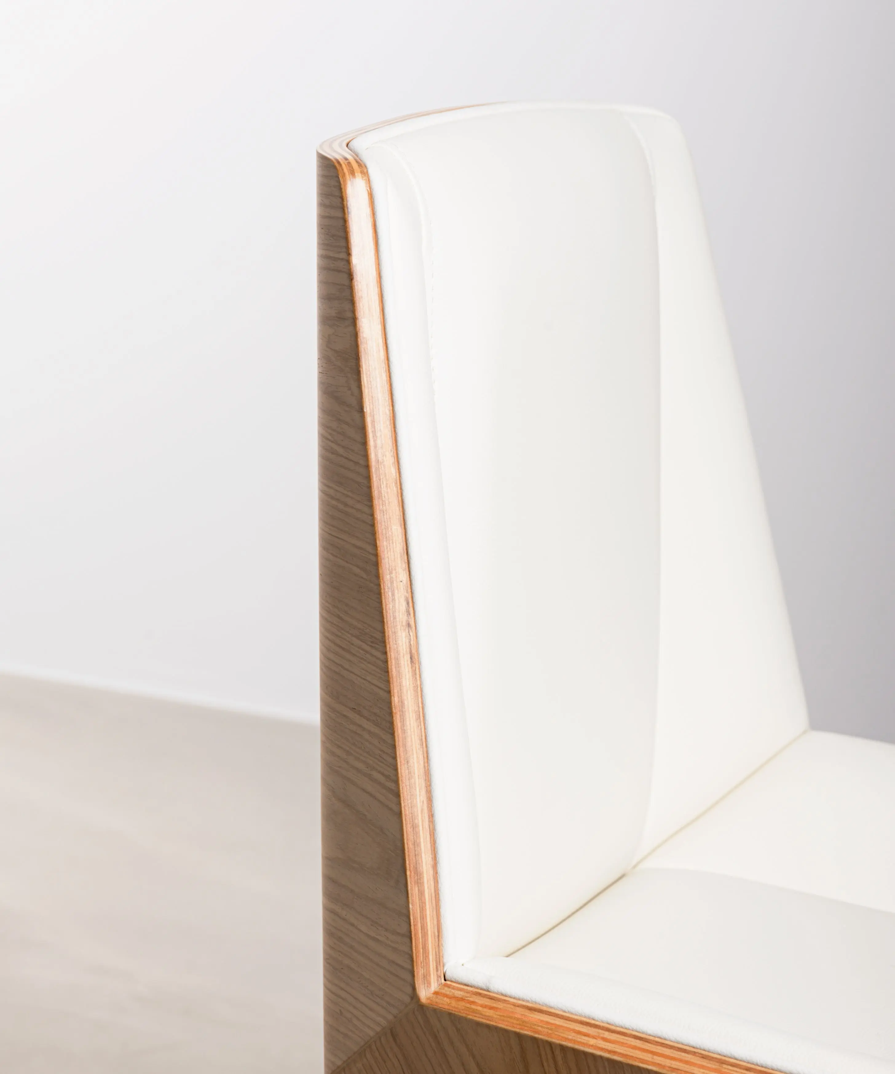 Silla de Comedor en Madera y Polipiel Lyssa - Image 7