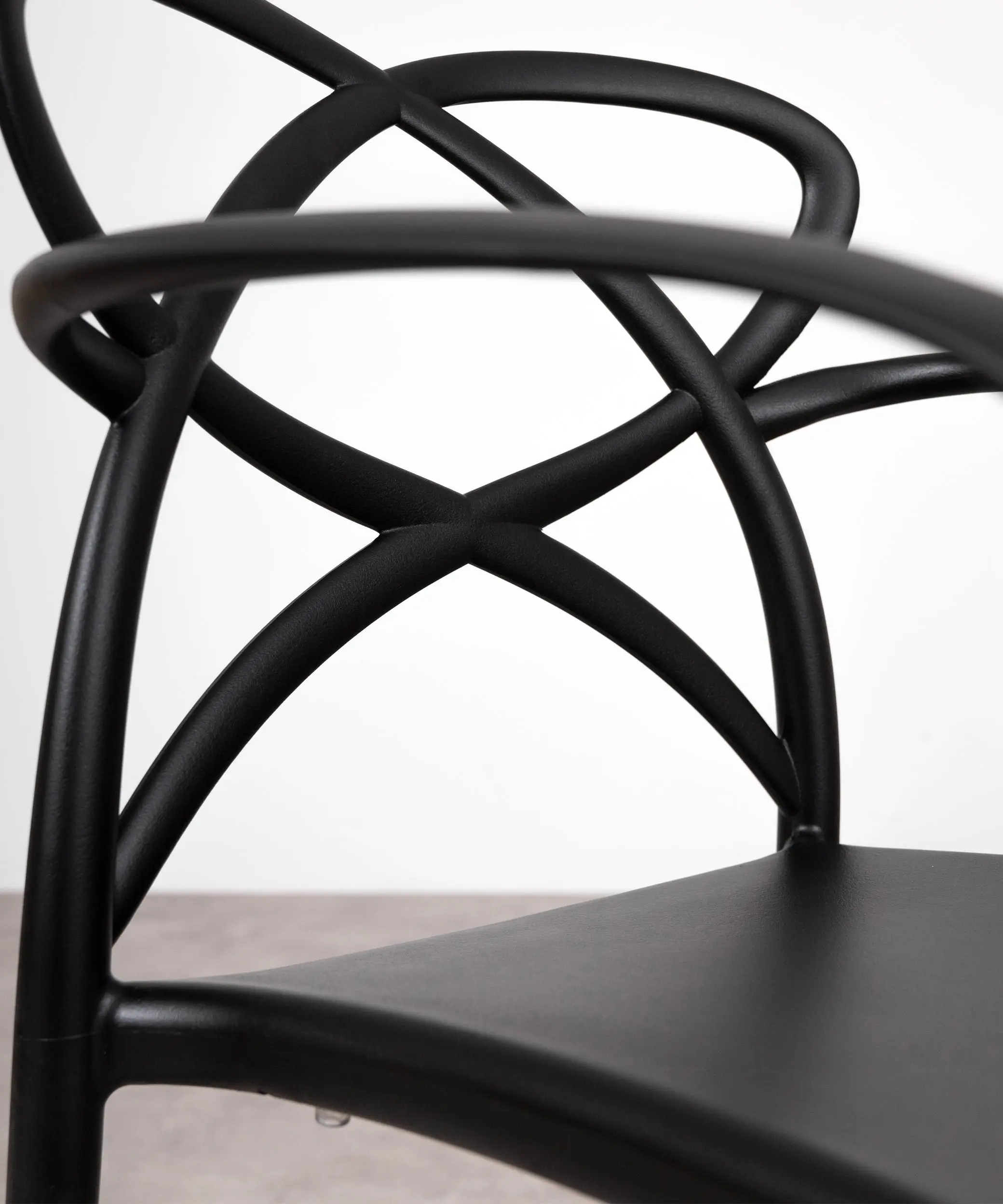 Silla de Polipropileno con Reposabrazos Maestro Arms - Image 11