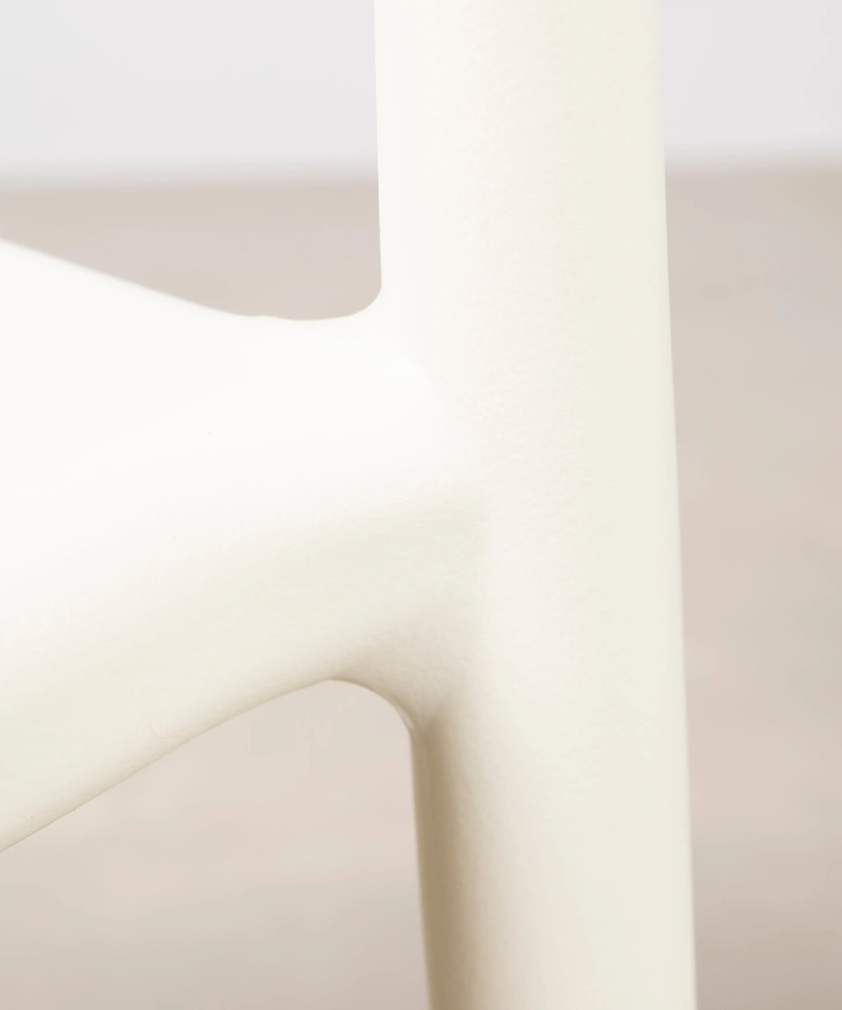 Silla de Polipropileno con Reposabrazos Maestro Arms - Image 30