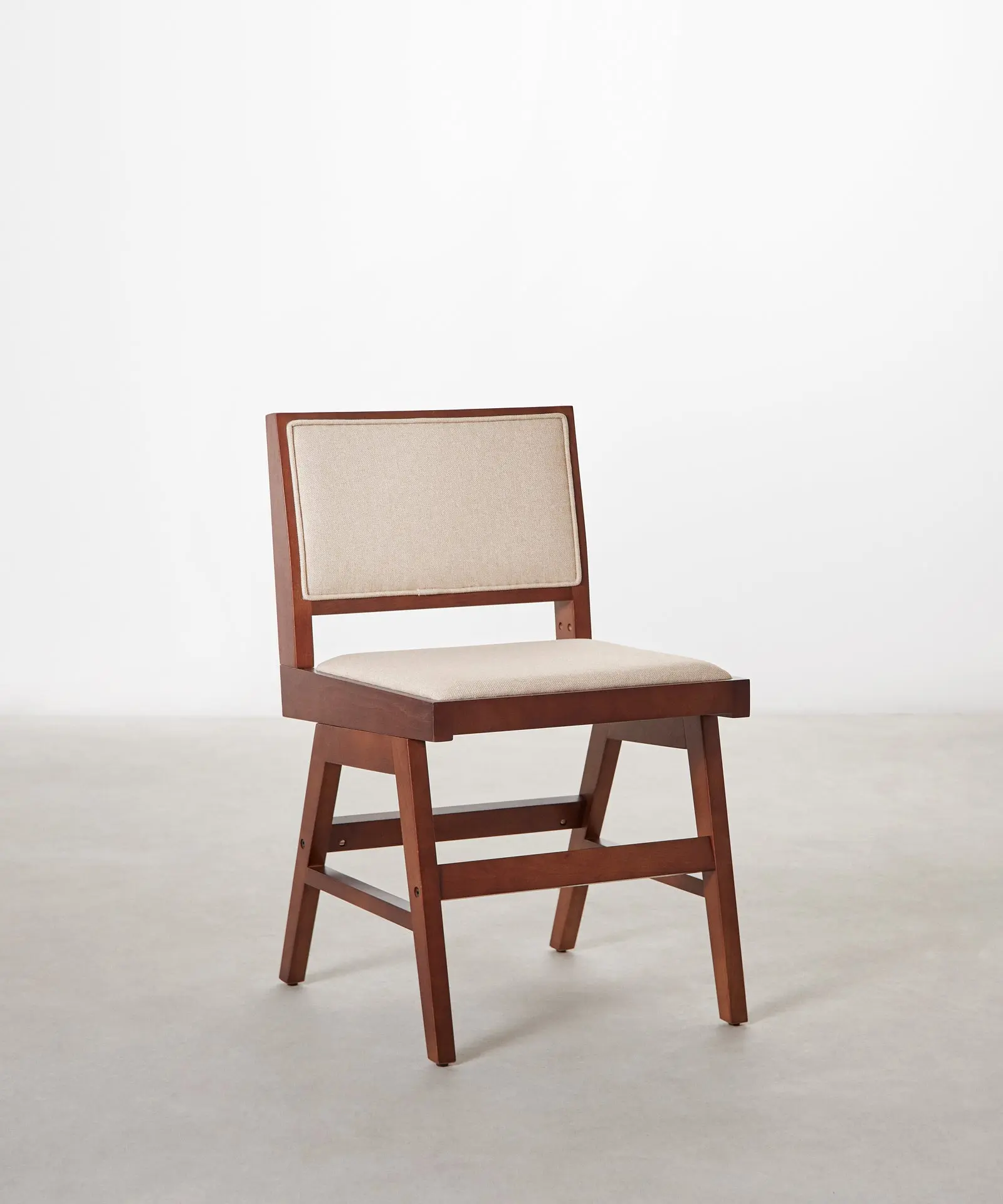 Silla de Comedor en Madera y Tapizada Matilde