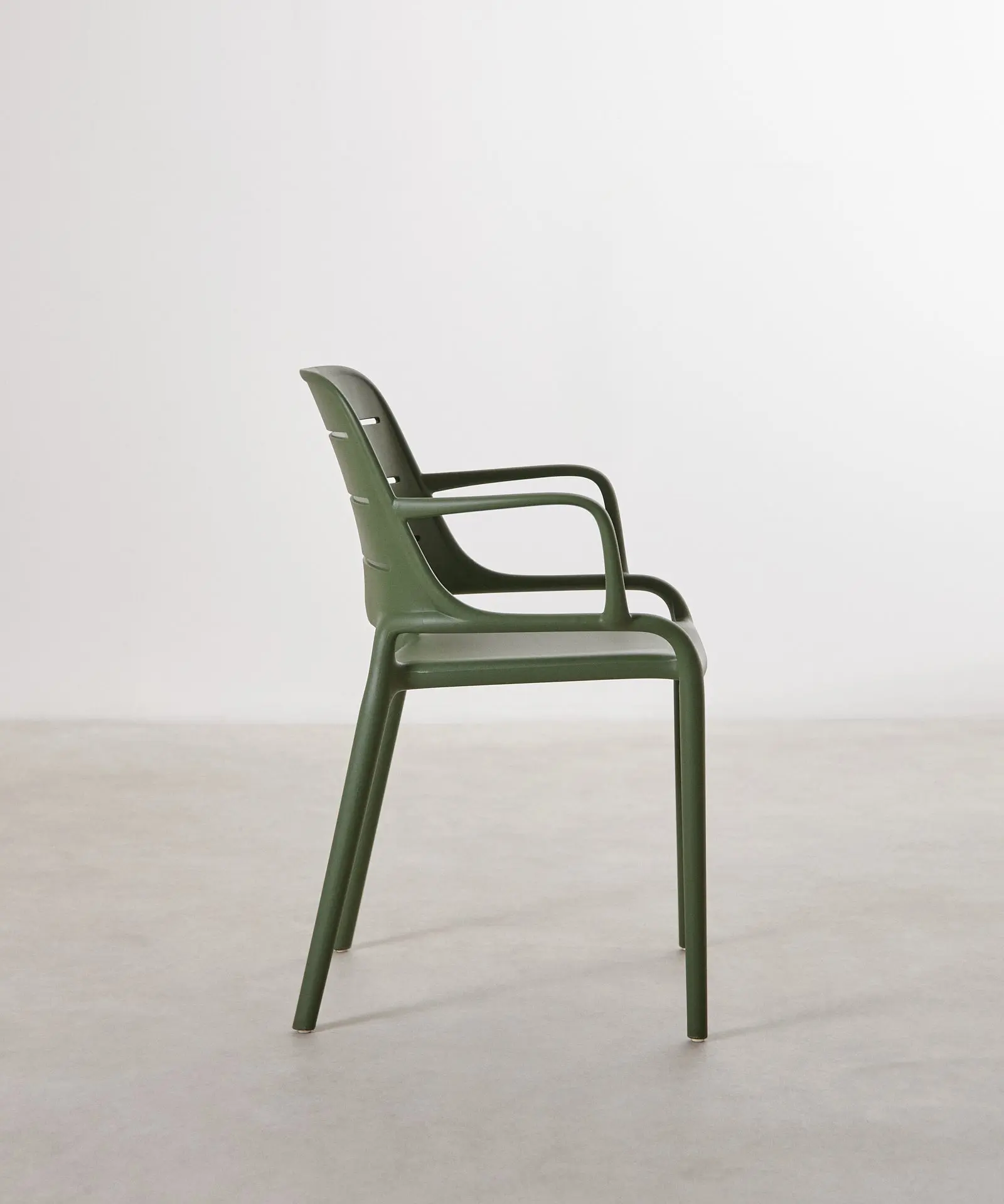 Silla de Polipropileno con Reposabrazos Mila - Image 3
