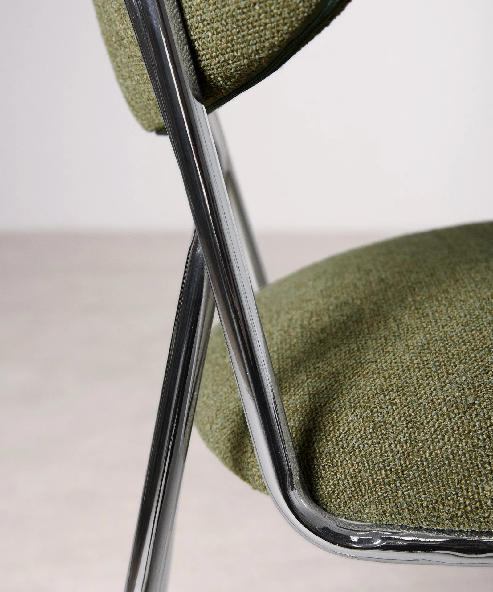 Silla de Comedor de Tela y Metal con Reposabrazos Moritz Arms - Image 10