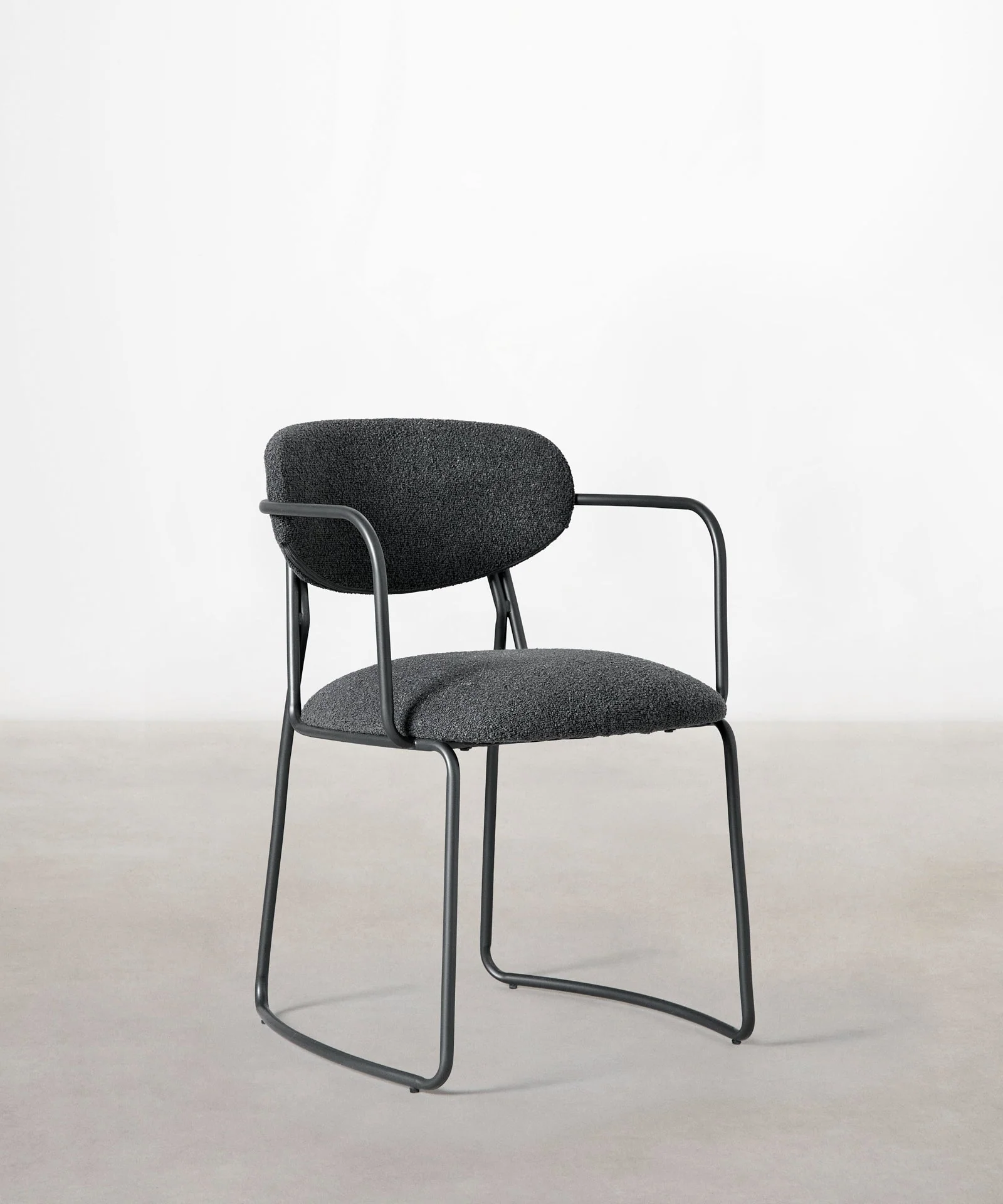 Silla de Comedor de Tela y Metal con Reposabrazos Moritz Arms - Image 32