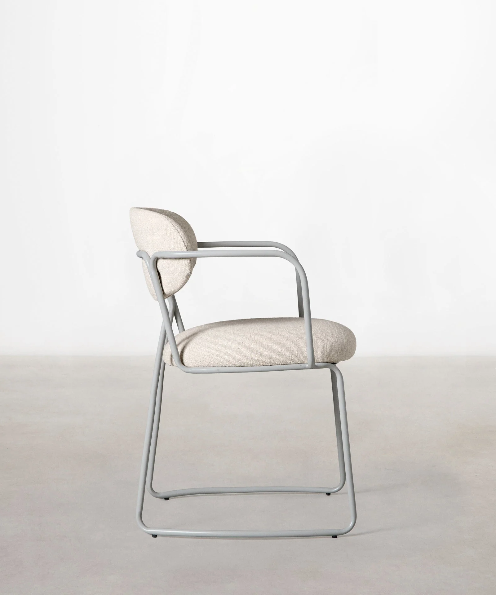 Silla de Comedor de Tela y Metal con Reposabrazos Moritz Arms - Image 41