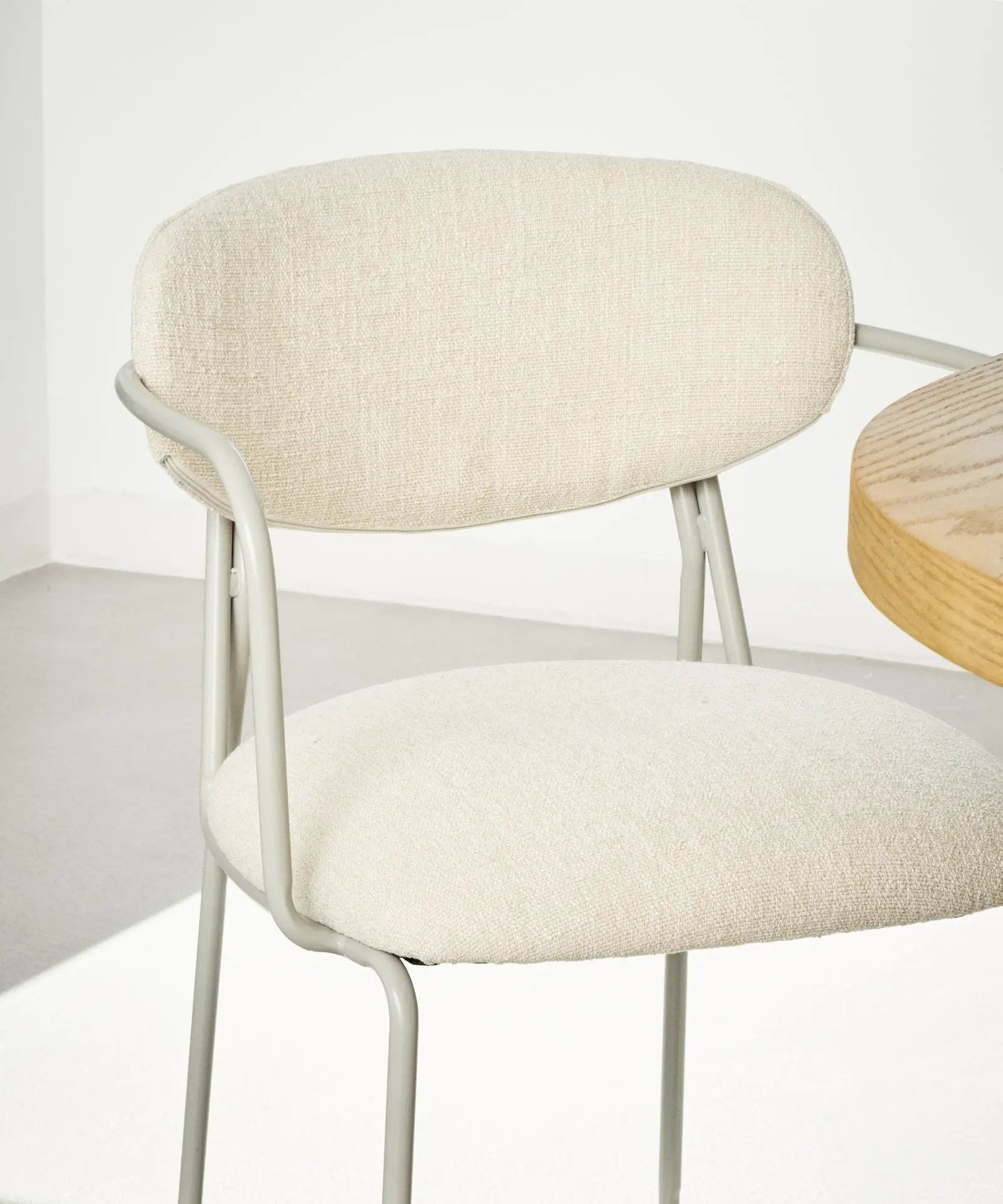 Silla de Comedor de Tela y Metal con Reposabrazos Moritz Arms - Image 42