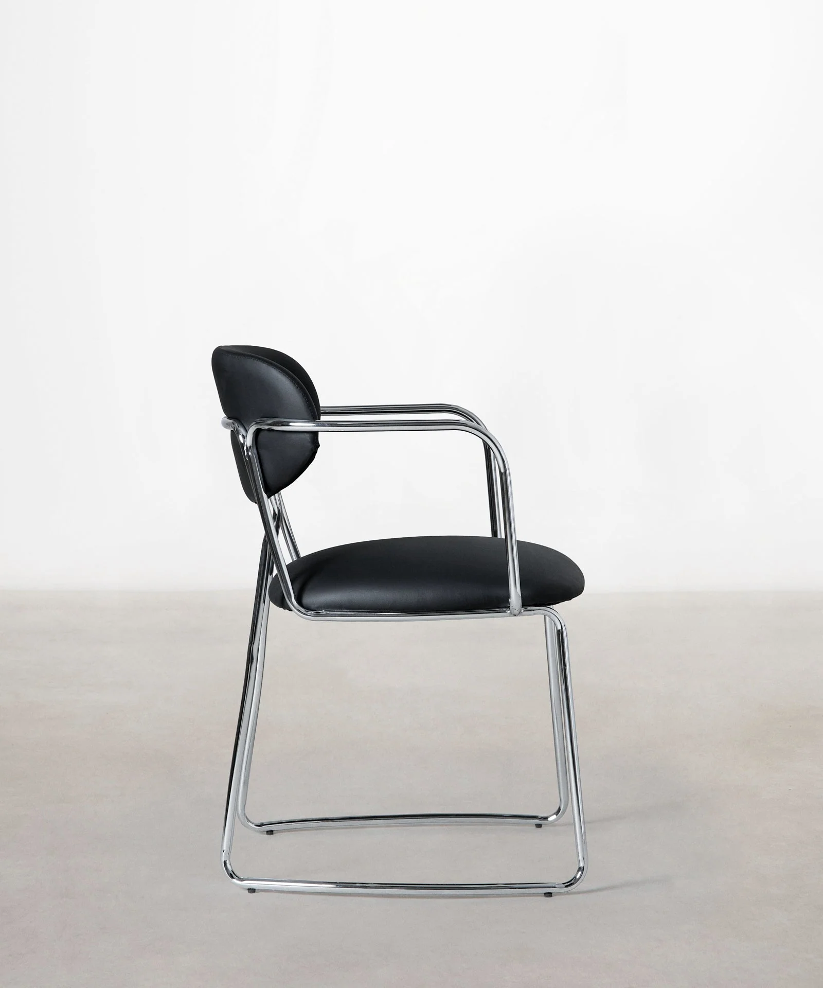 Silla de Comedor de Polipiel y Metal con Reposabrazos Moritz PU - Image 11