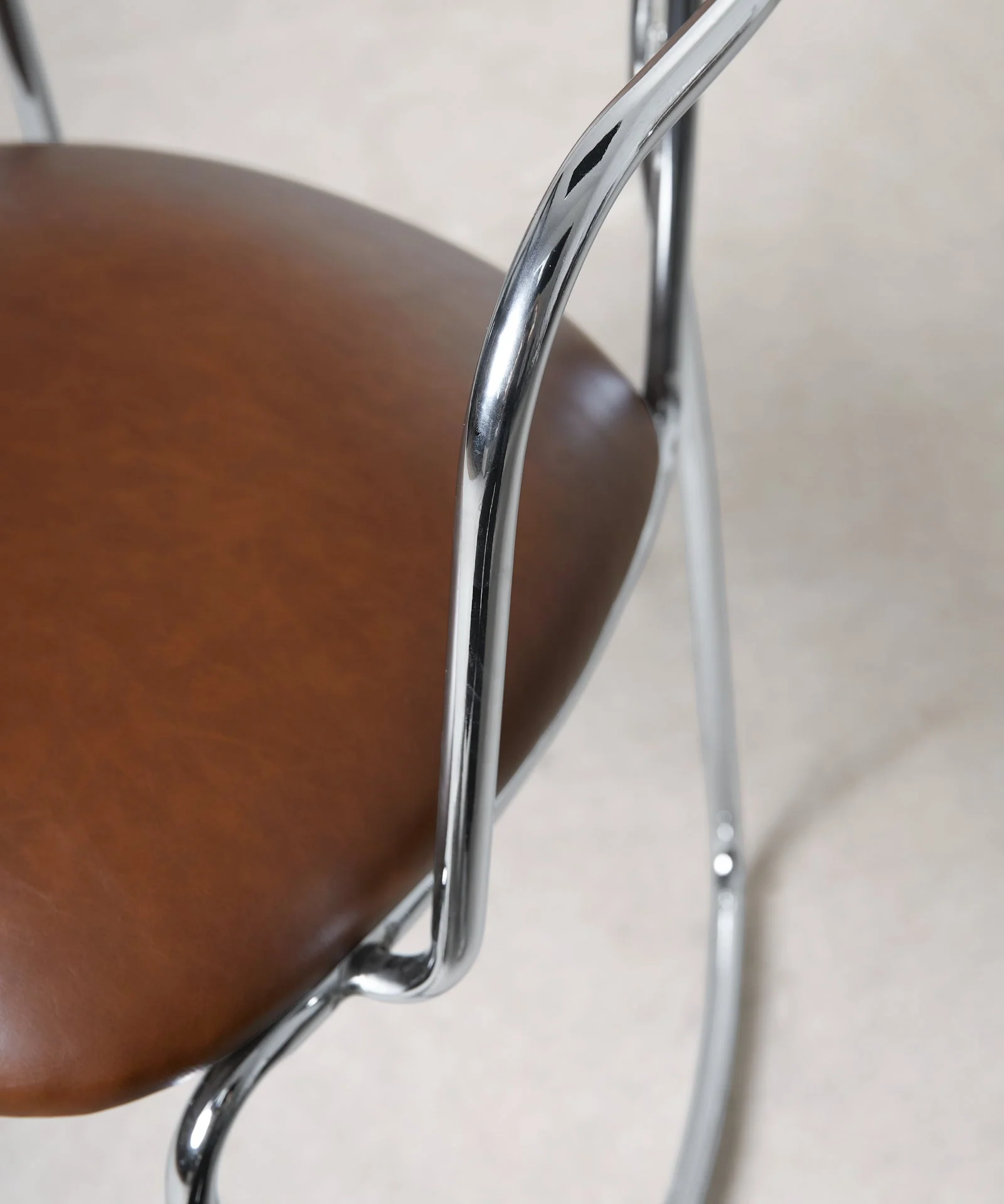 Silla de Comedor de Polipiel y Metal con Reposabrazos Moritz PU - Image 6