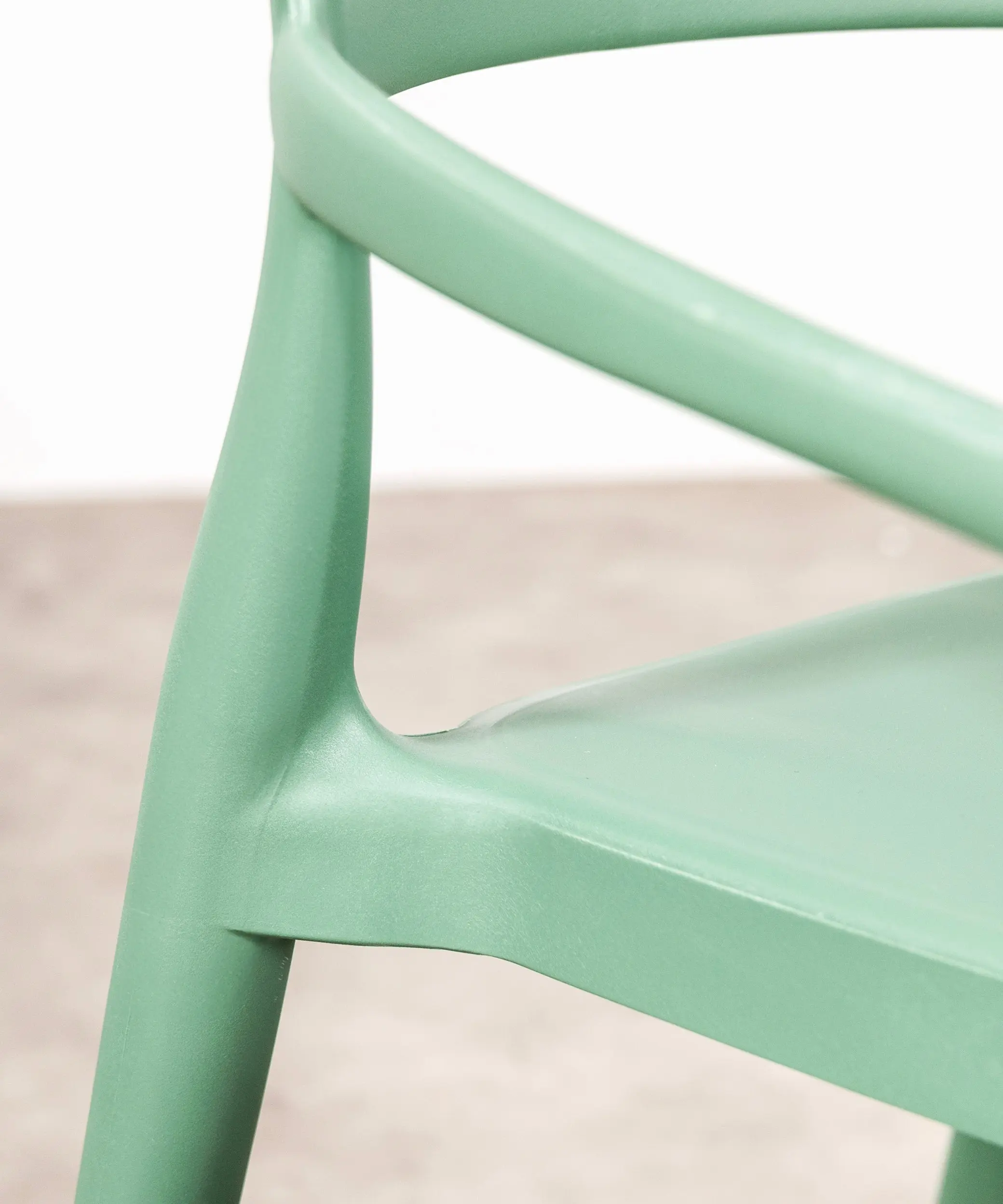 Silla de Polipropileno con Reposabrazos Nil - Image 15
