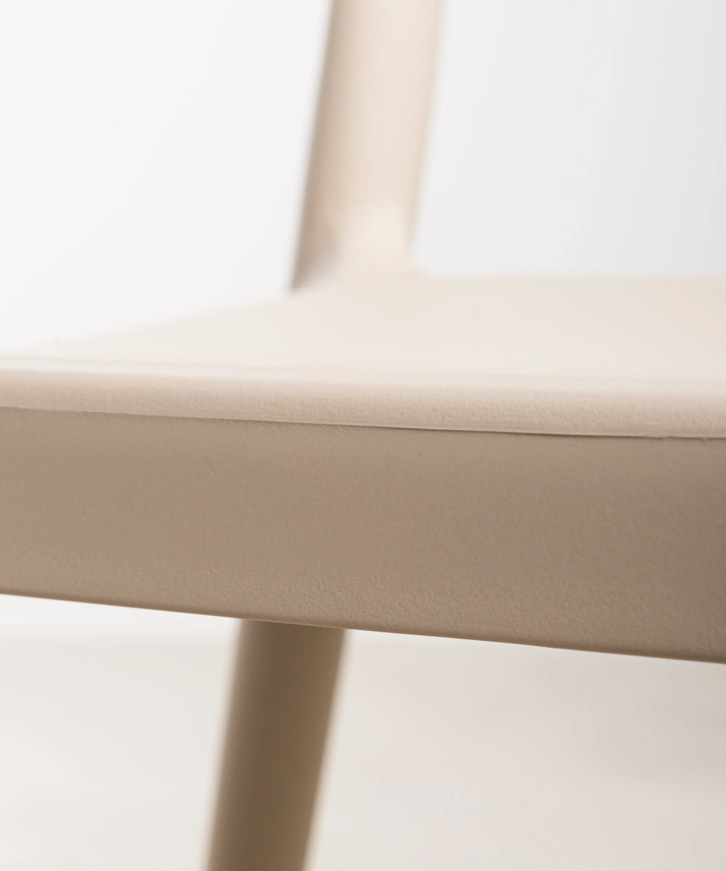 Silla de Polipropileno con Reposabrazos Nil - Image 18